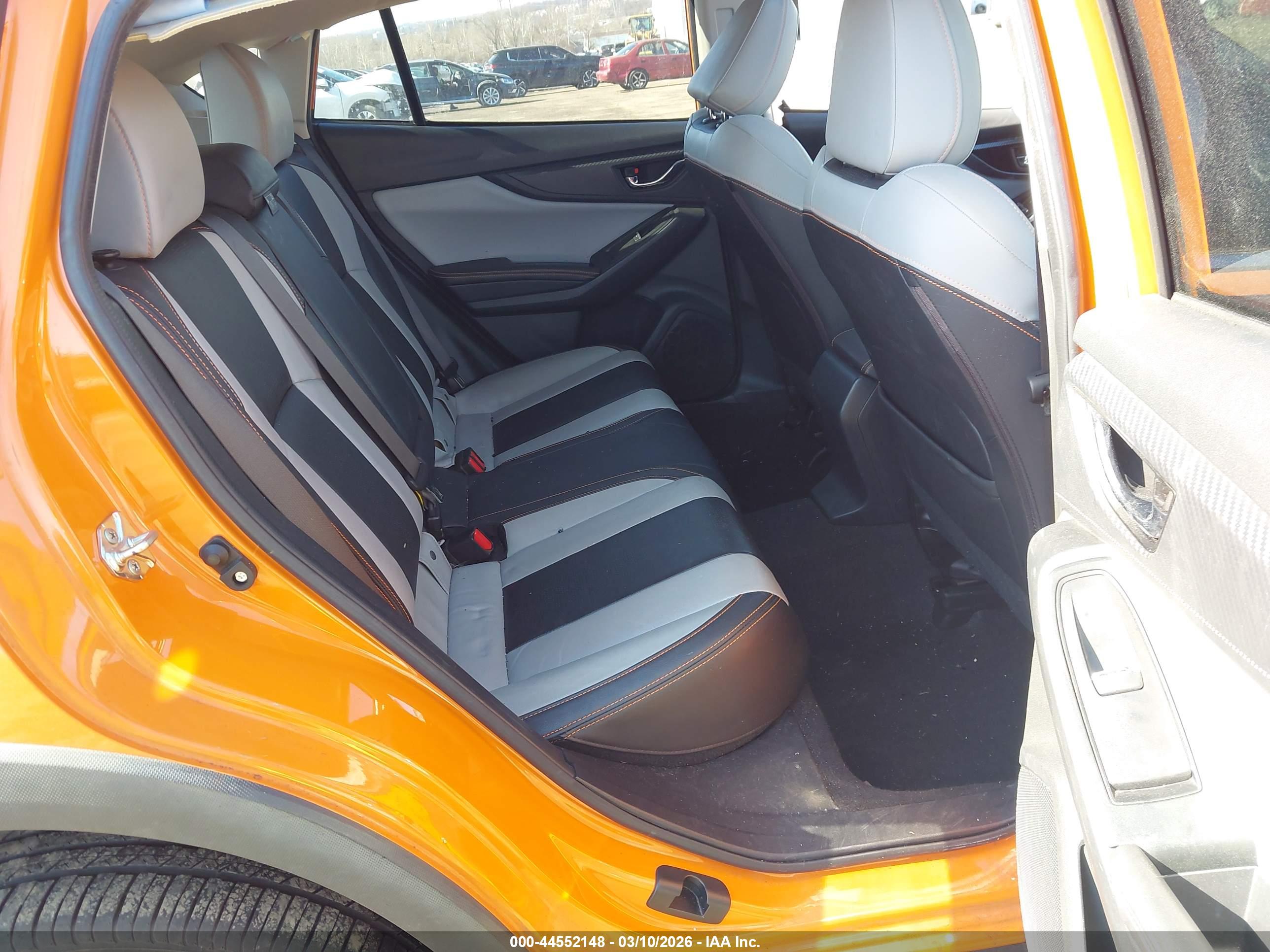 SUBARU CROSSTREK image 8