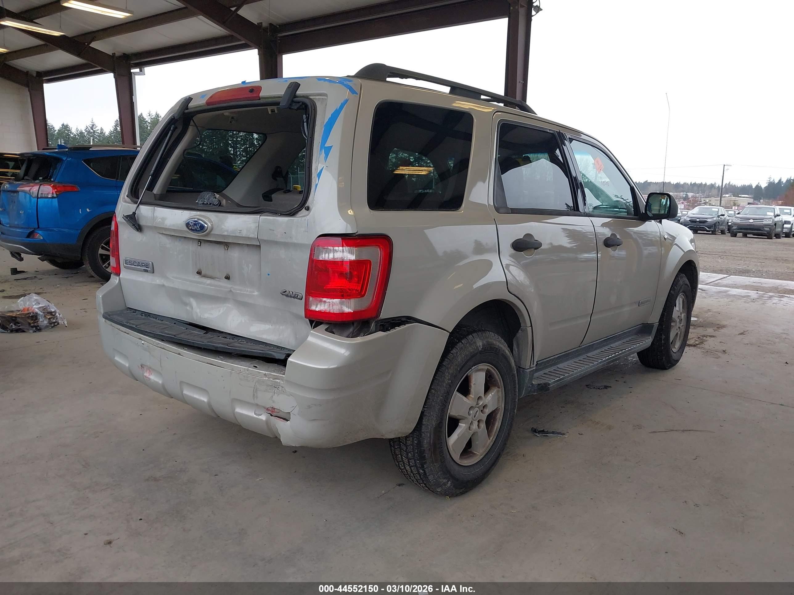 FORD ESCAPE image 4
