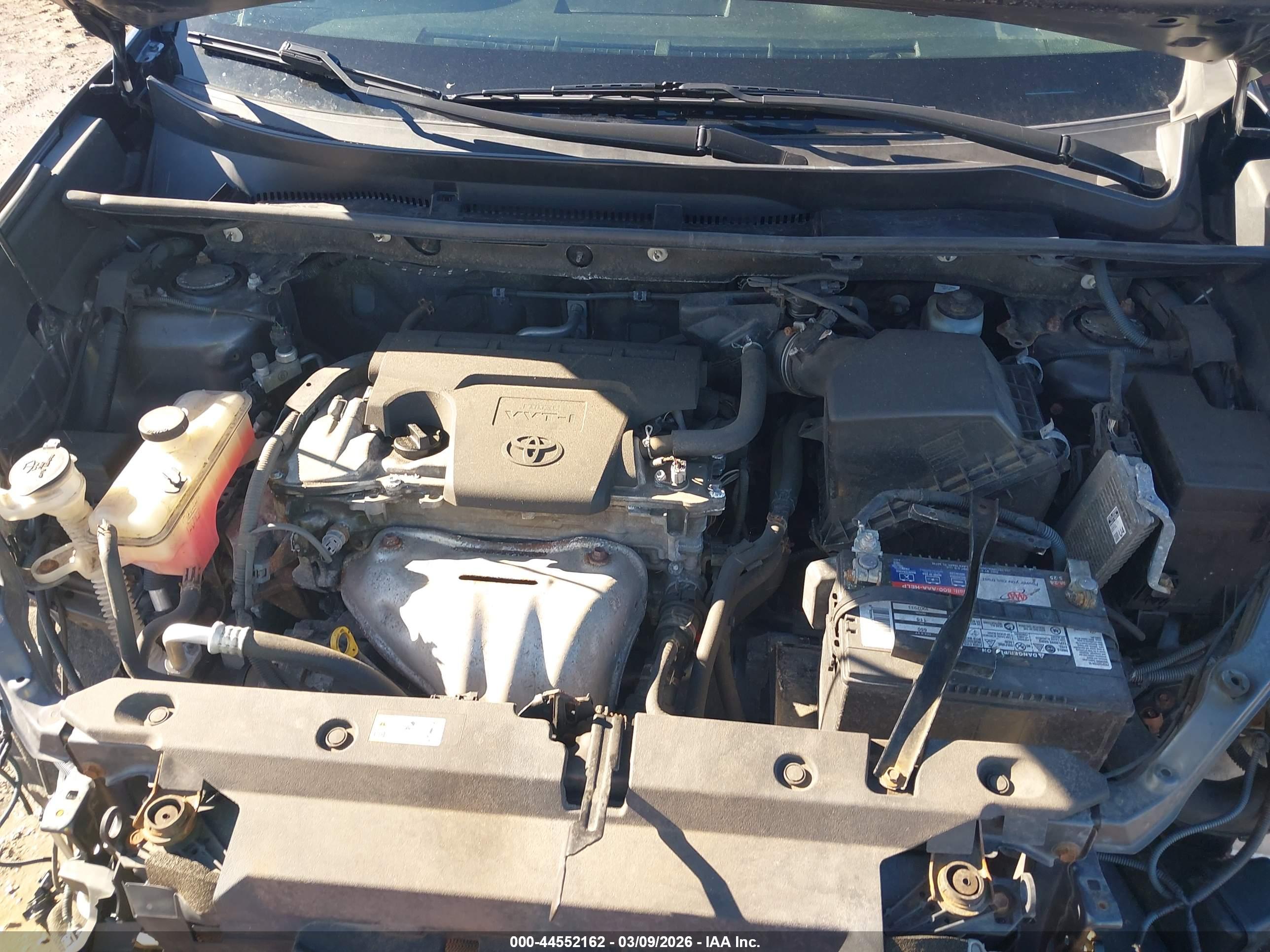 TOYOTA RAV4 image 10