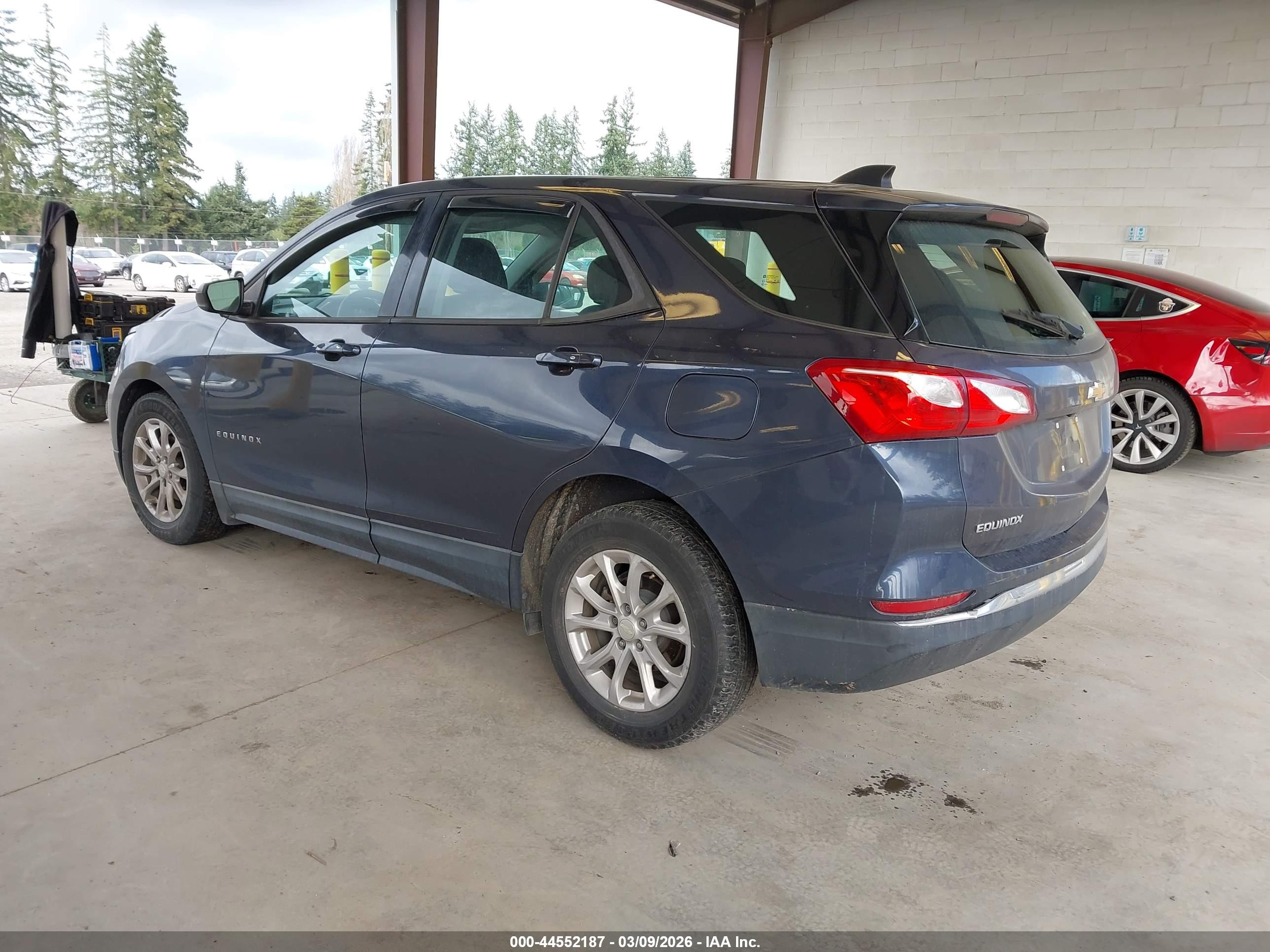 CHEVROLET EQUINOX image 3