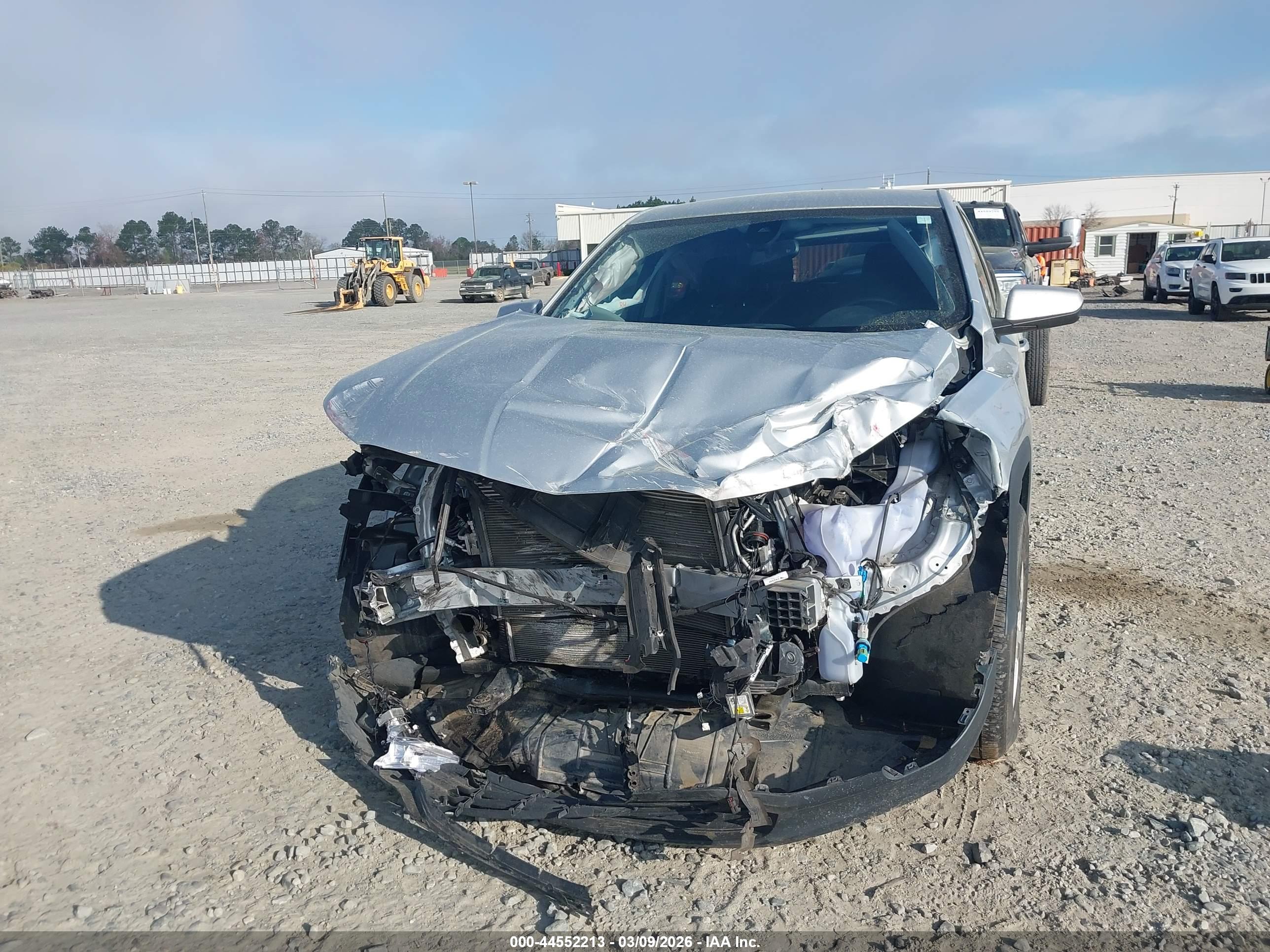 GMC TERRAIN image 6