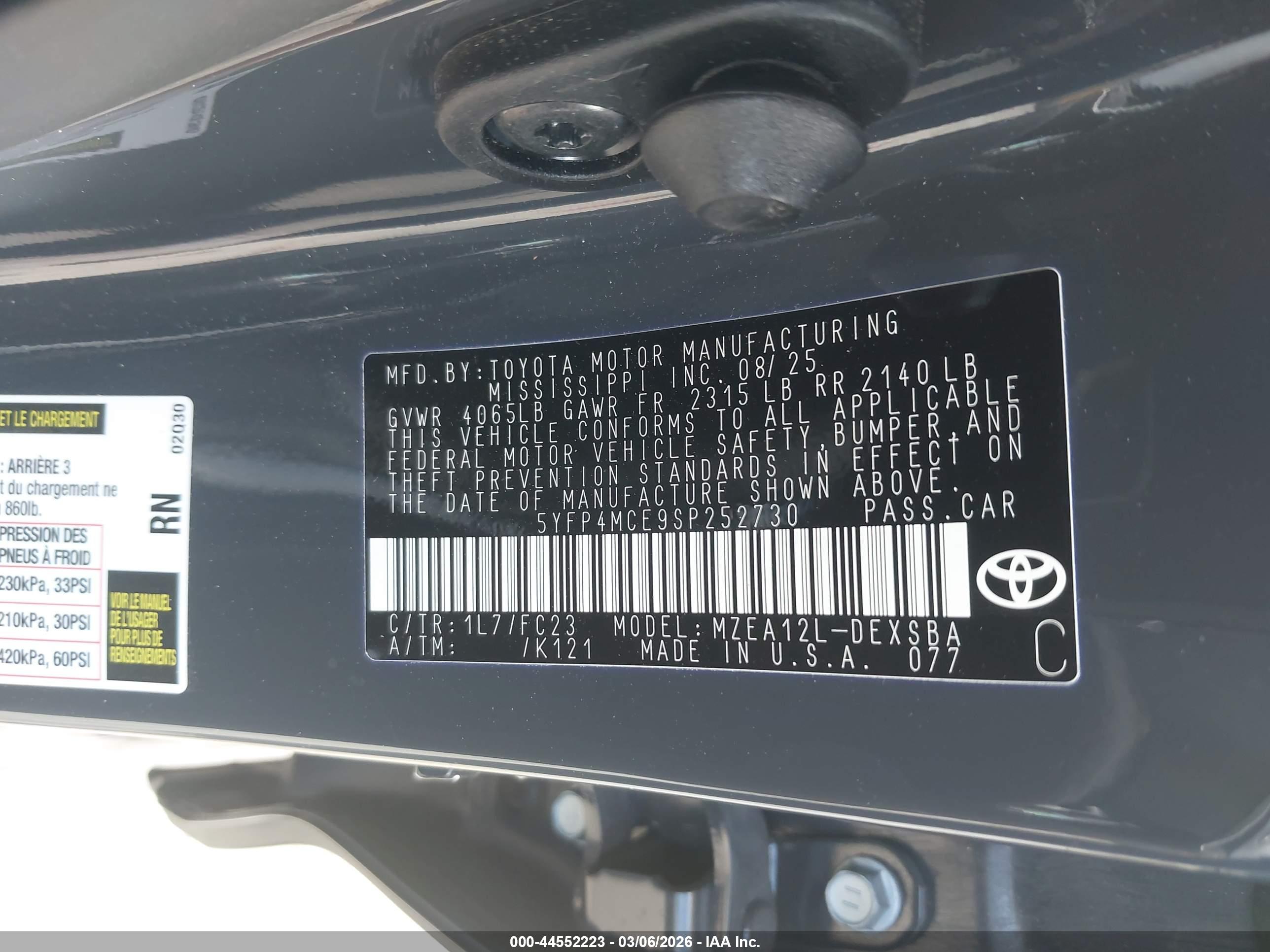 TOYOTA COROLLA image 9