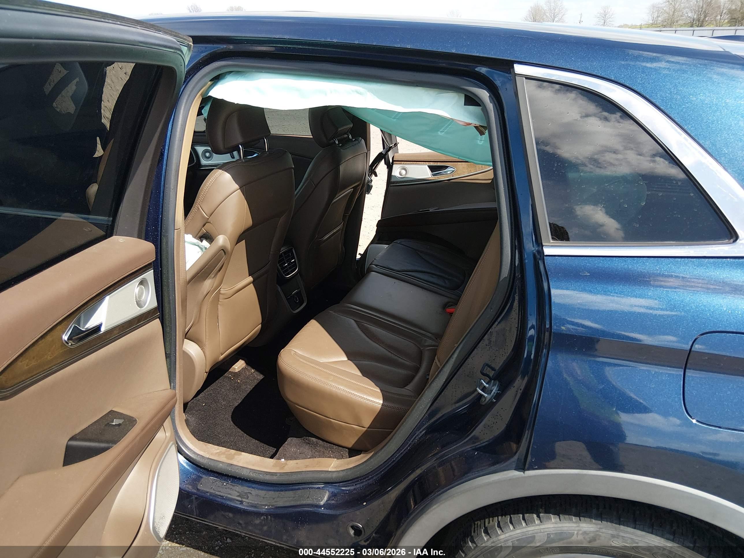 LINCOLN MKX image 8