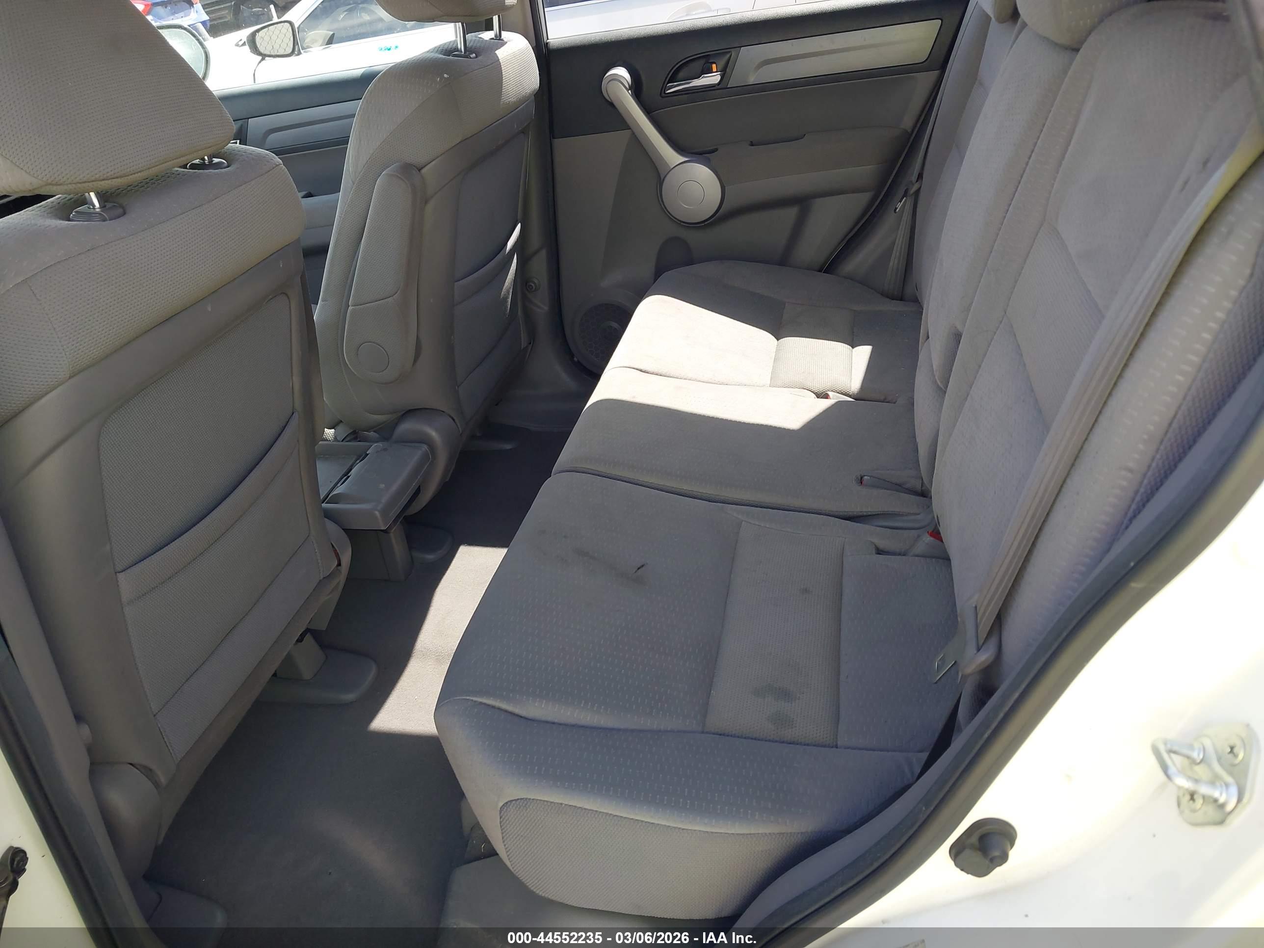 HONDA CR-V image 8