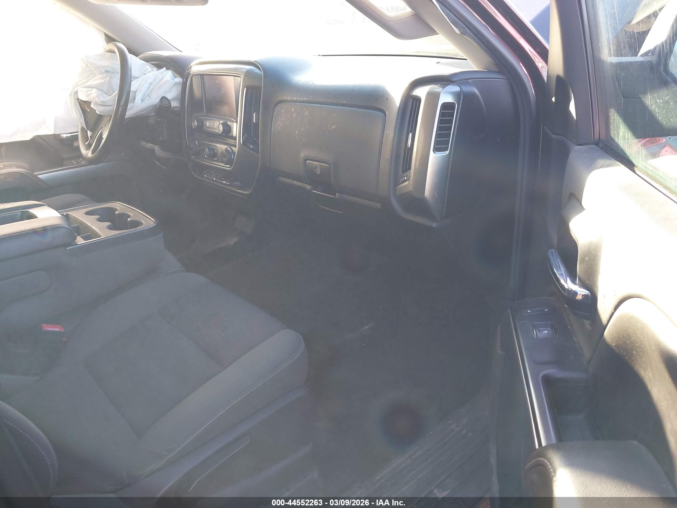 CHEVROLET SILVERADO image 5