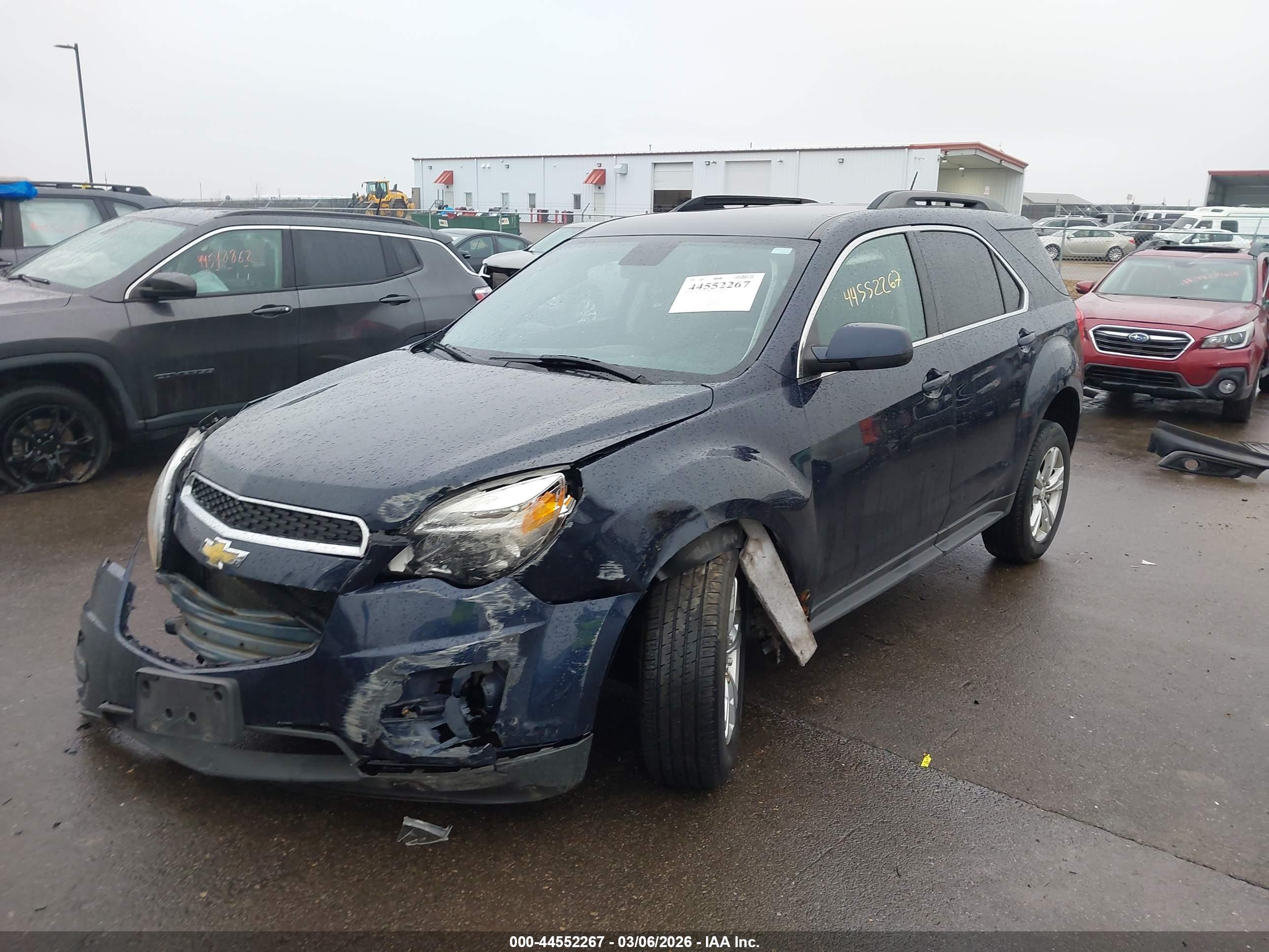 CHEVROLET EQUINOX image 2