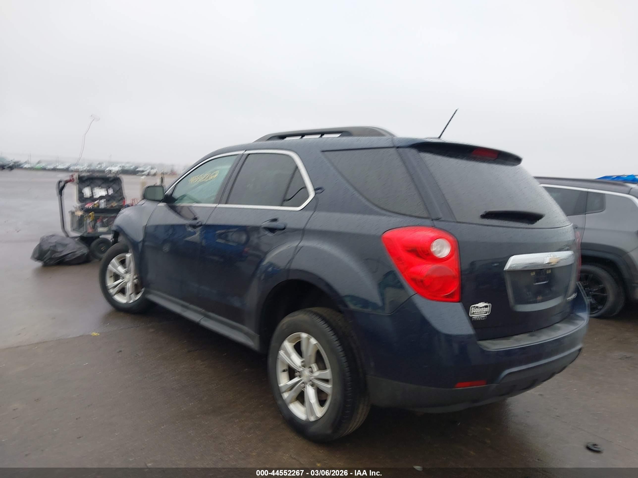 CHEVROLET EQUINOX image 3