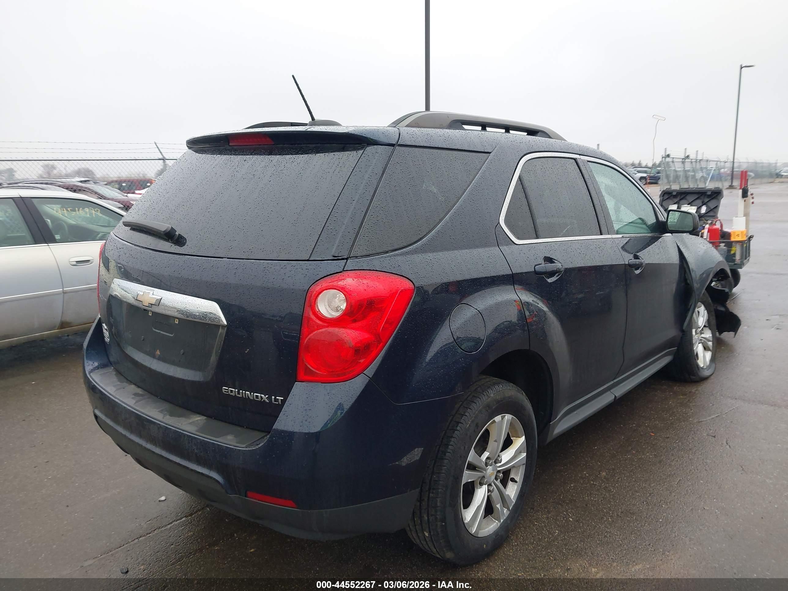 CHEVROLET EQUINOX image 4