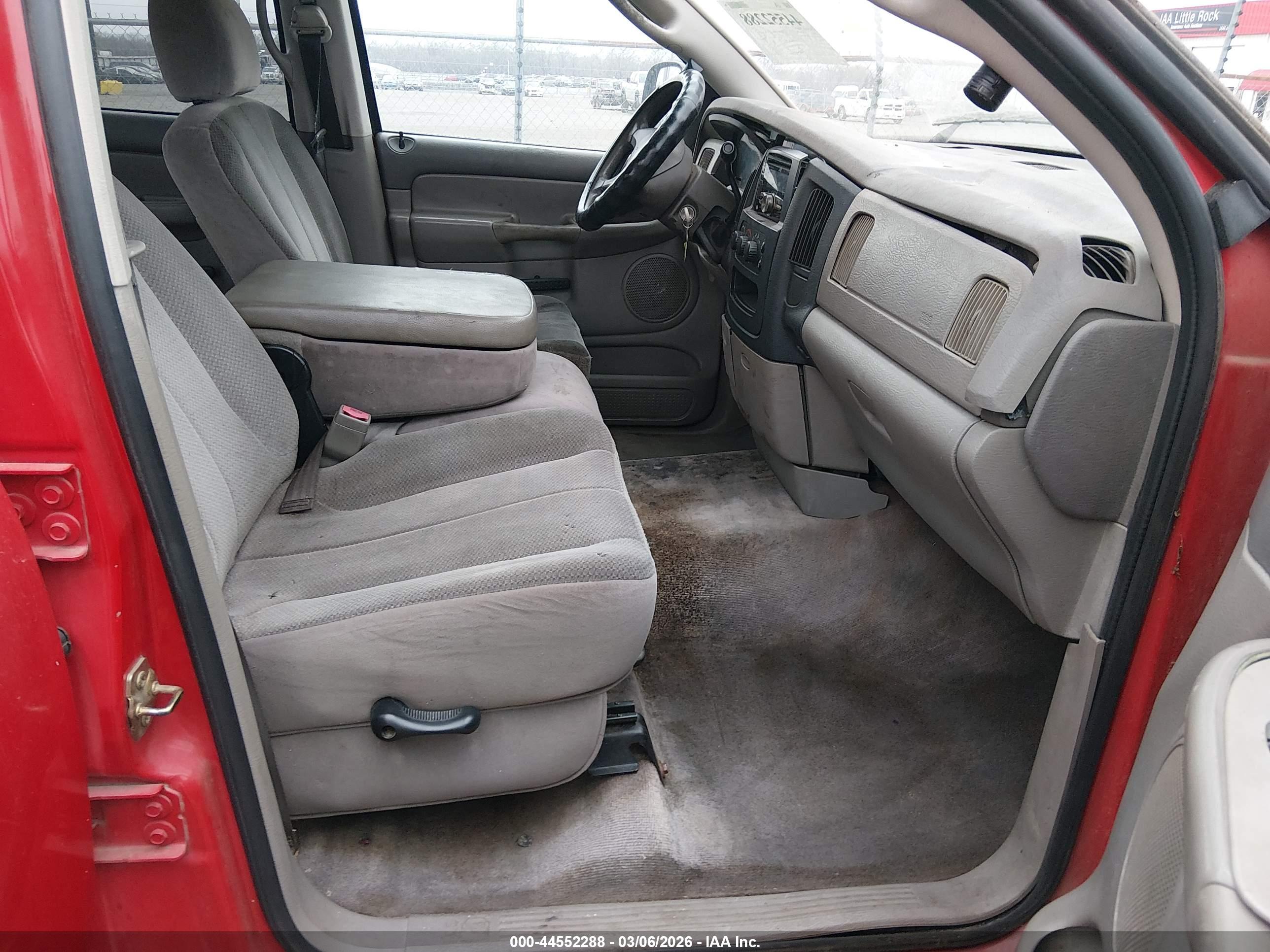 DODGE RAM image 5