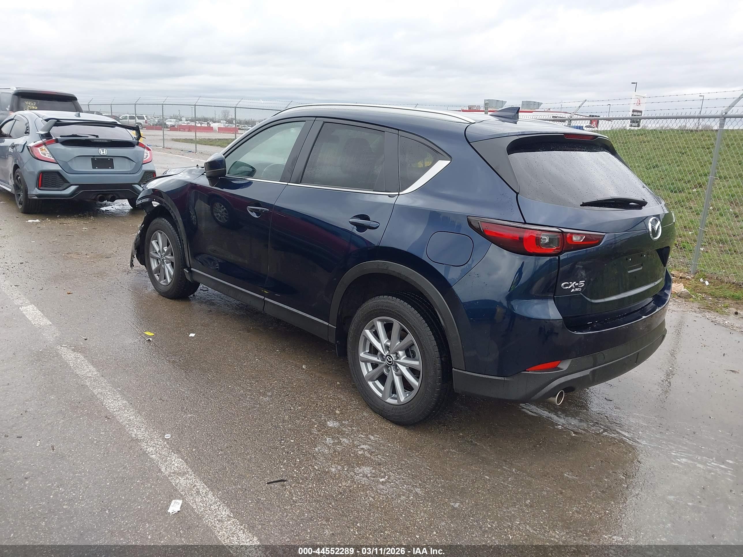 MAZDA CX-5 image 3