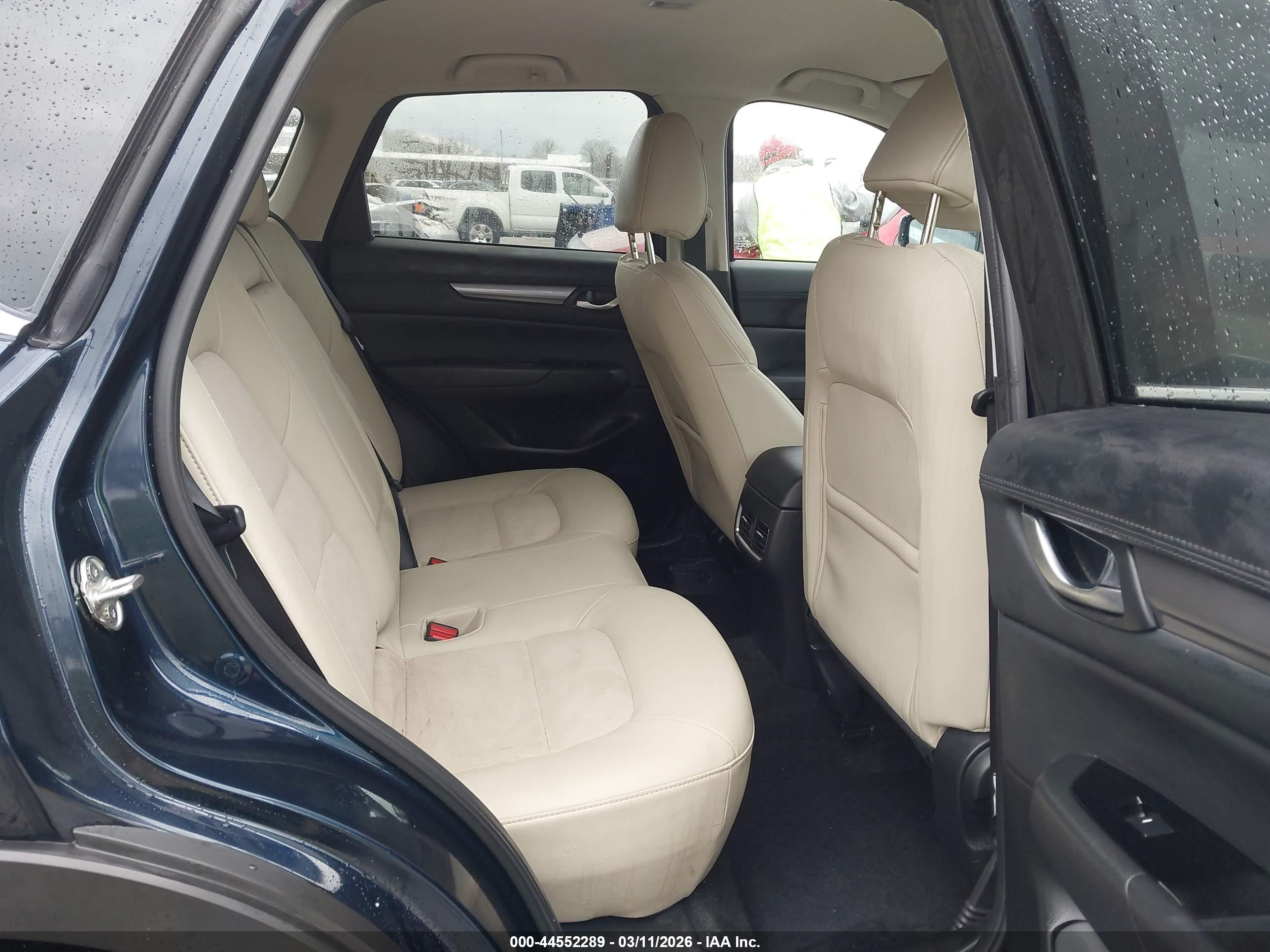 MAZDA CX-5 image 8