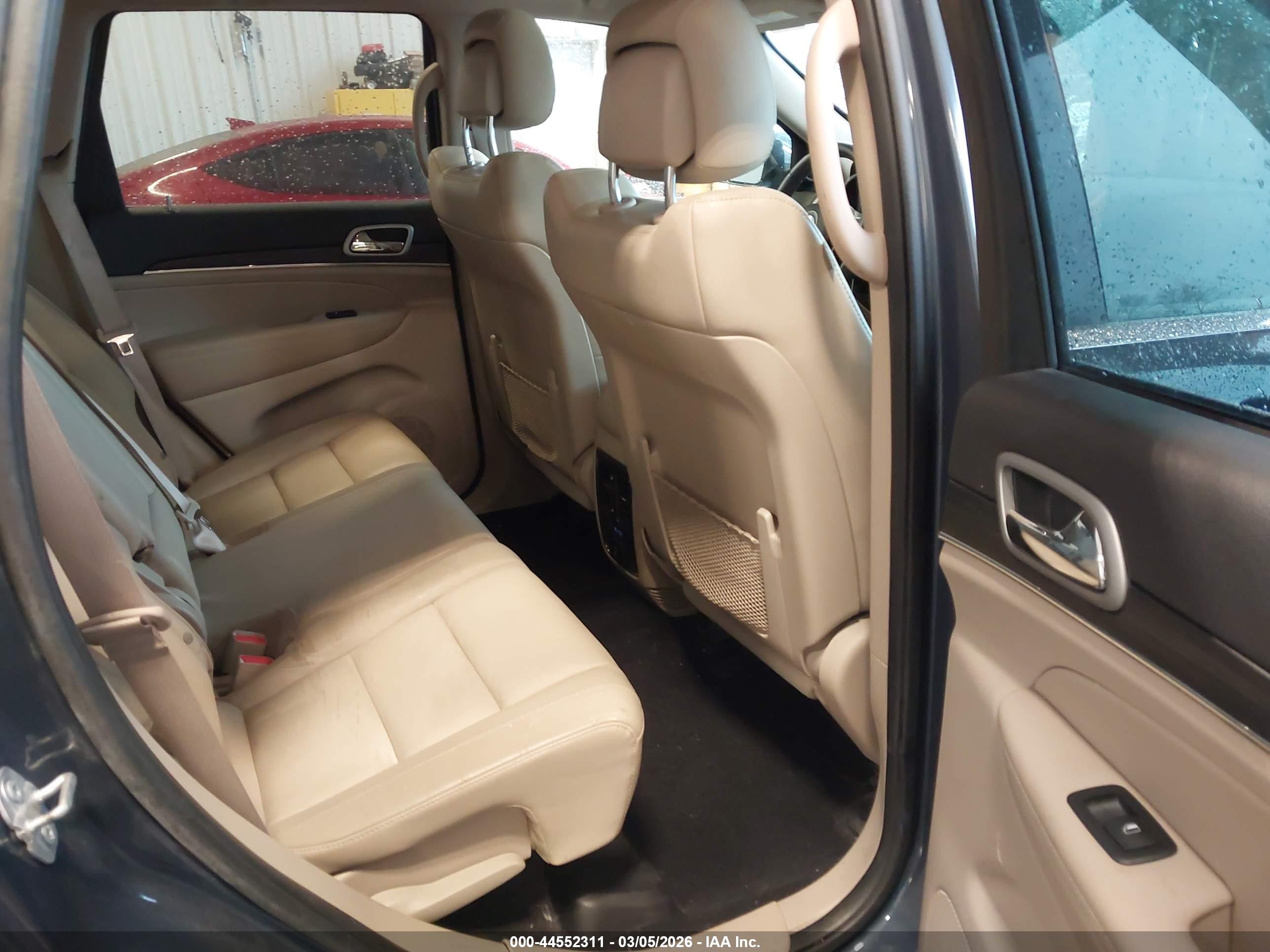 JEEP GRAND image 8