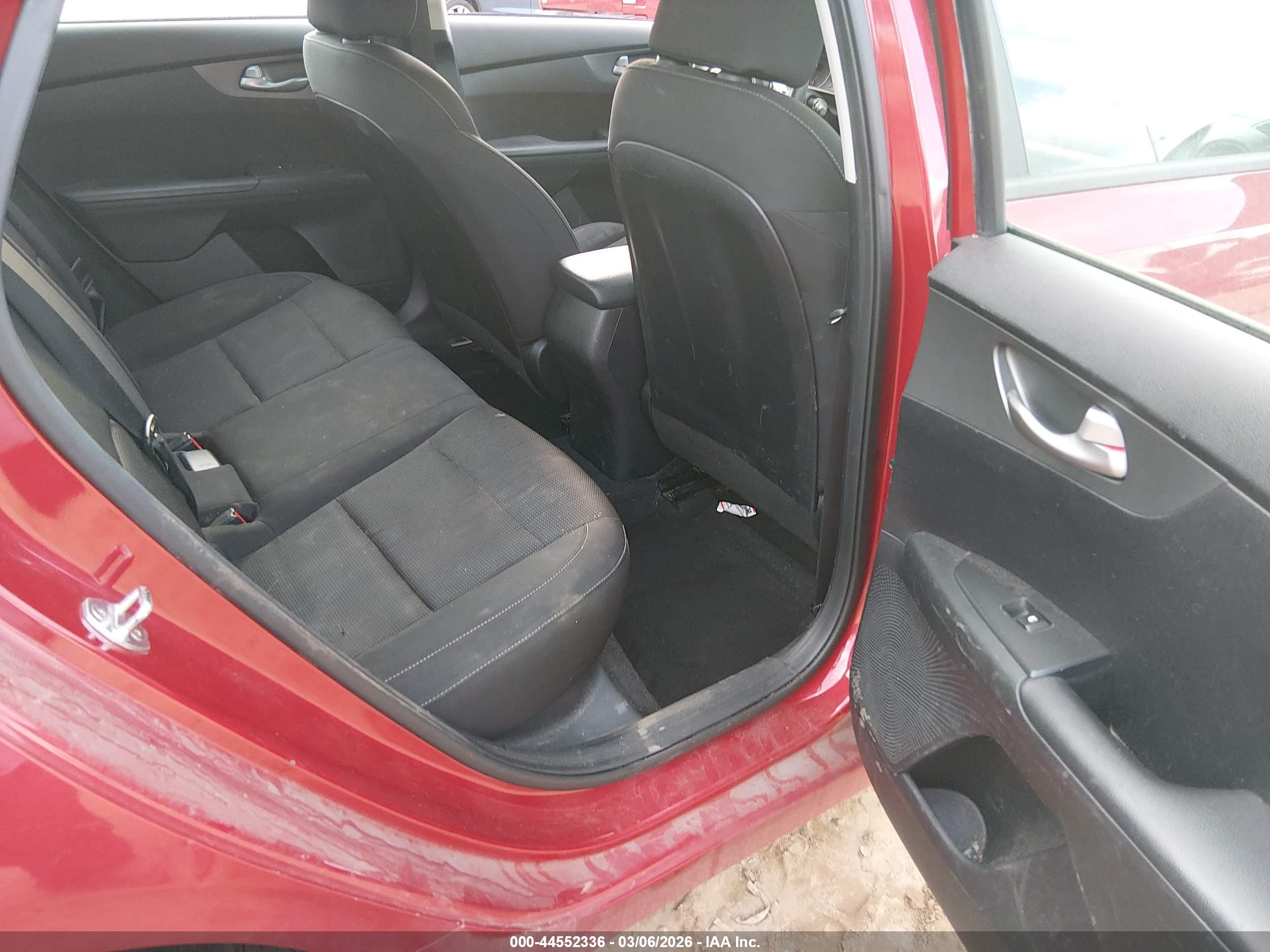 KIA FORTE image 8