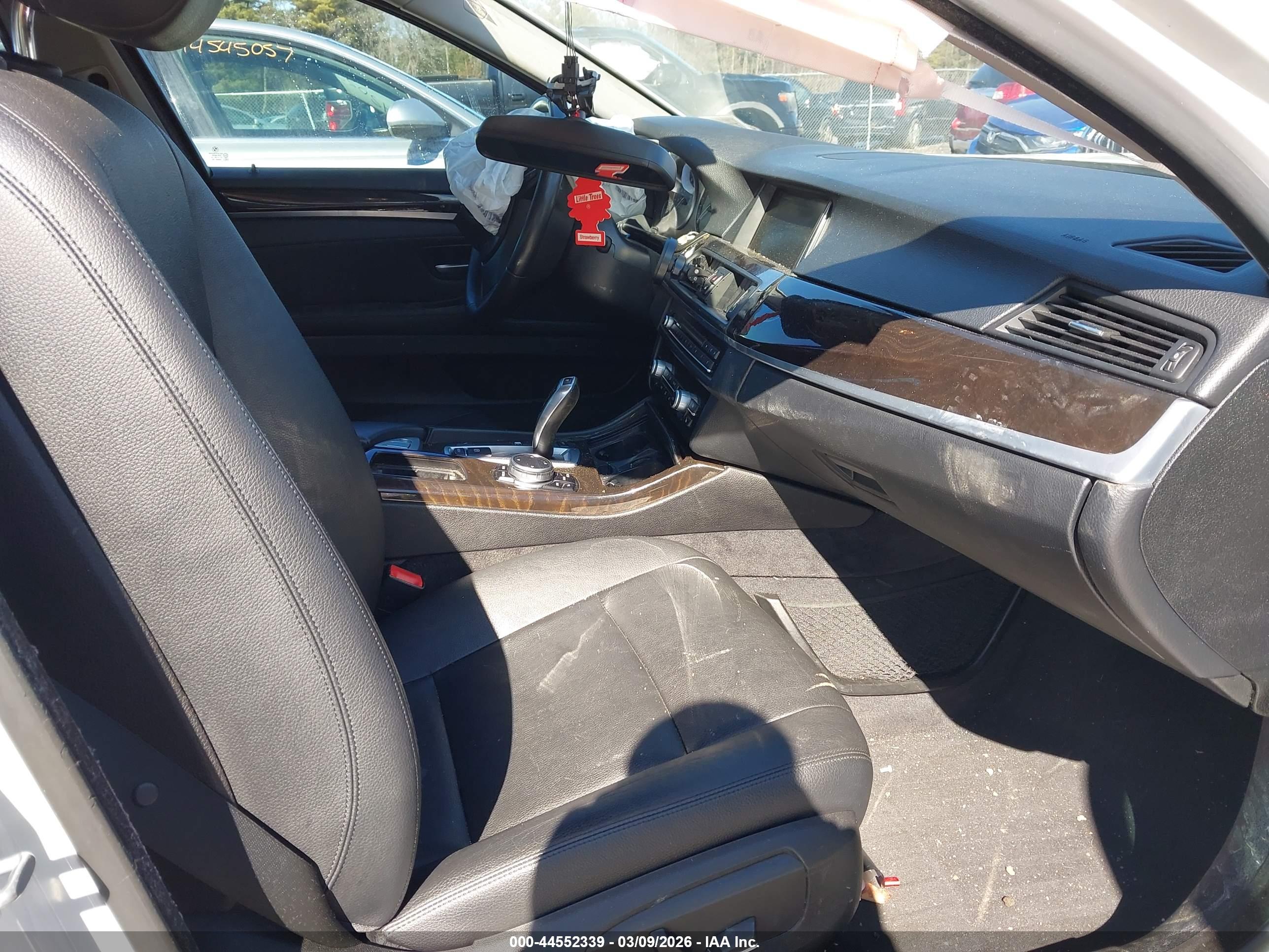 BMW 535I image 5