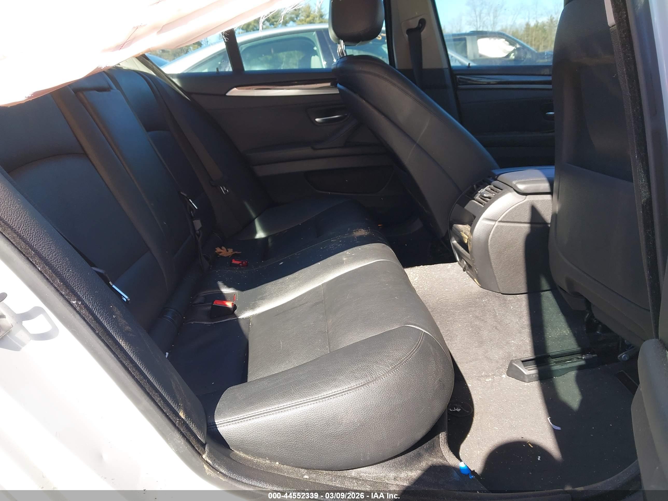 BMW 535I image 8