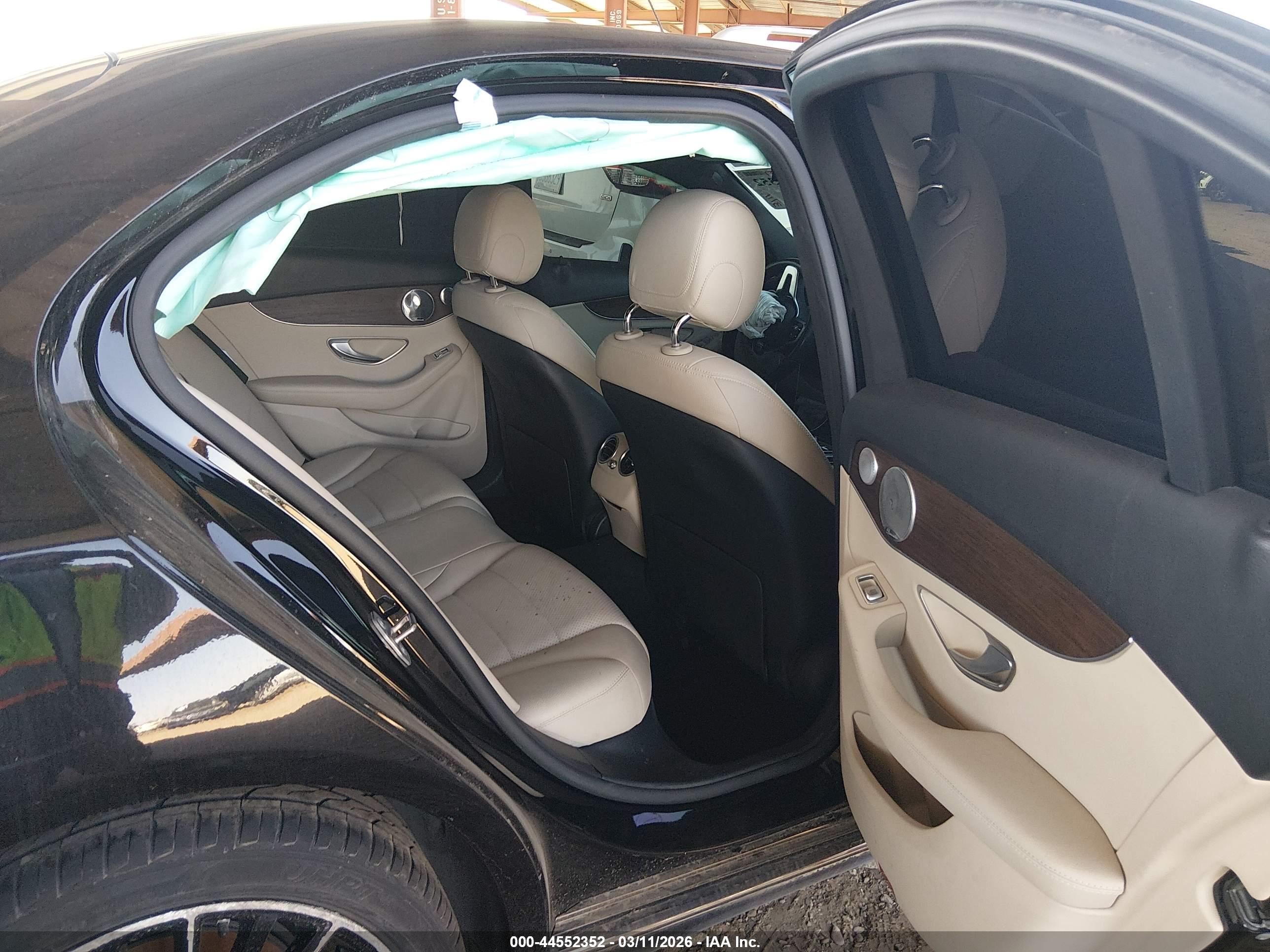 MERCEDES-BENZ C image 8