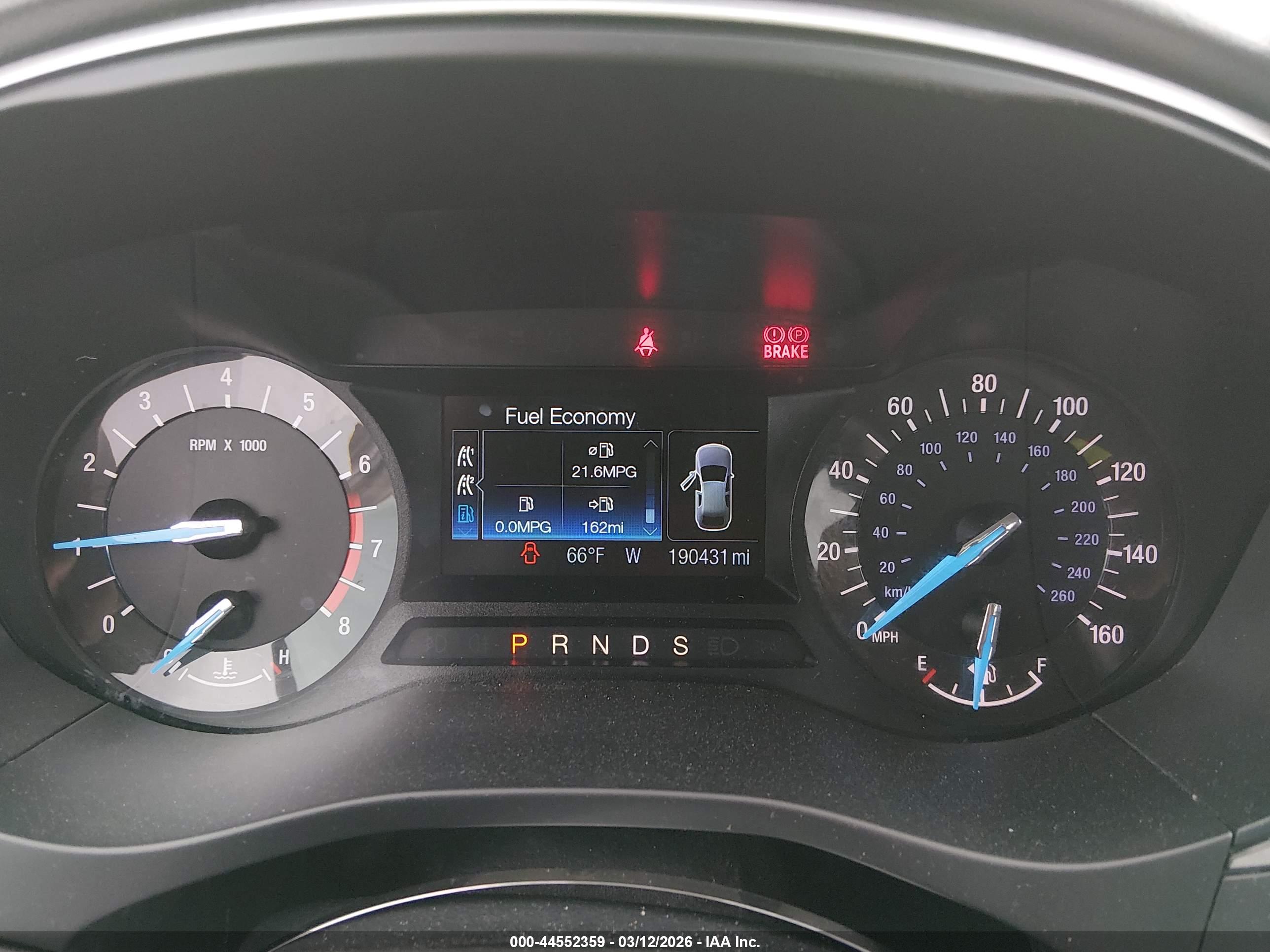 FORD FUSION image 7