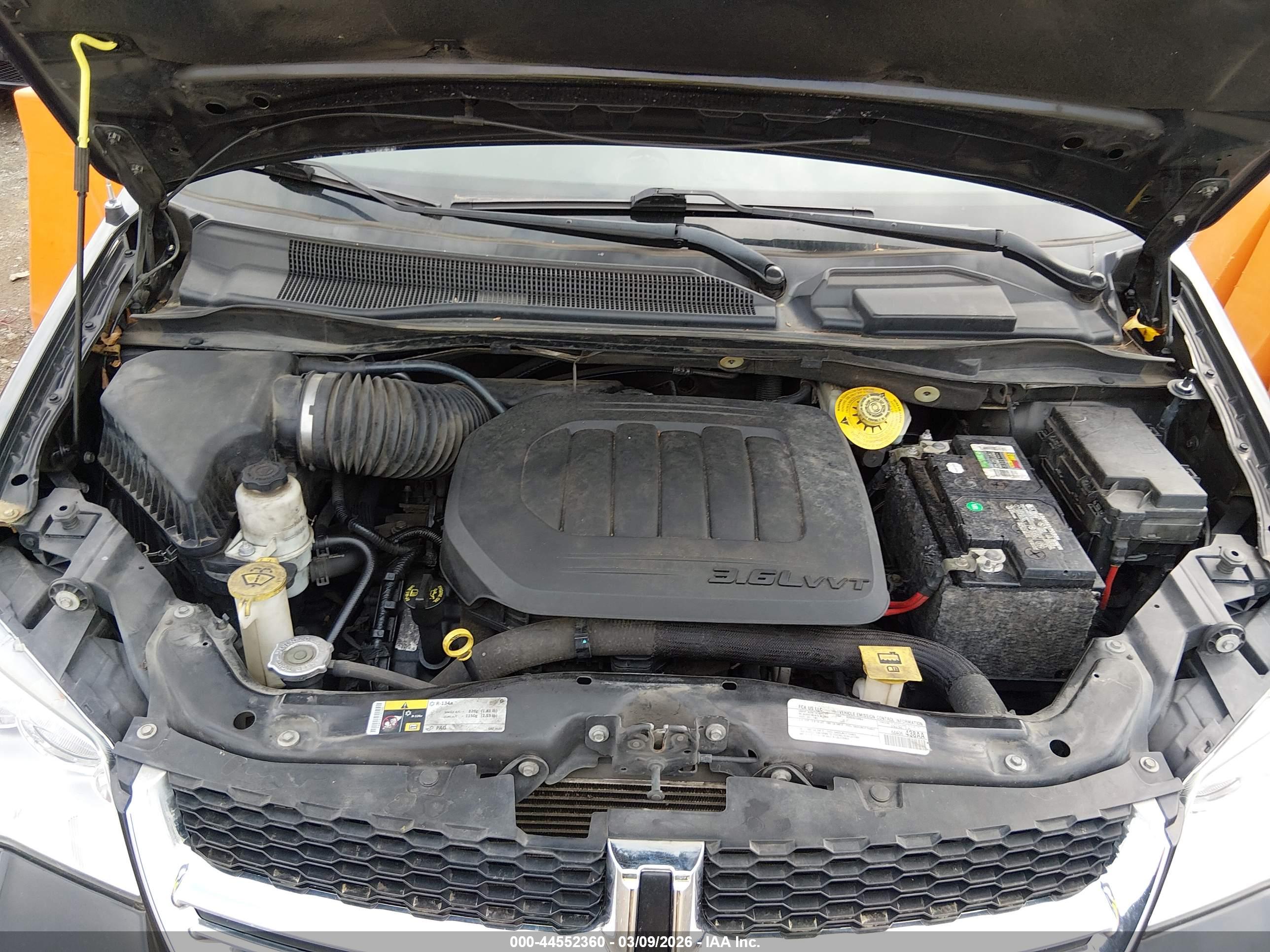 DODGE GRAND image 10