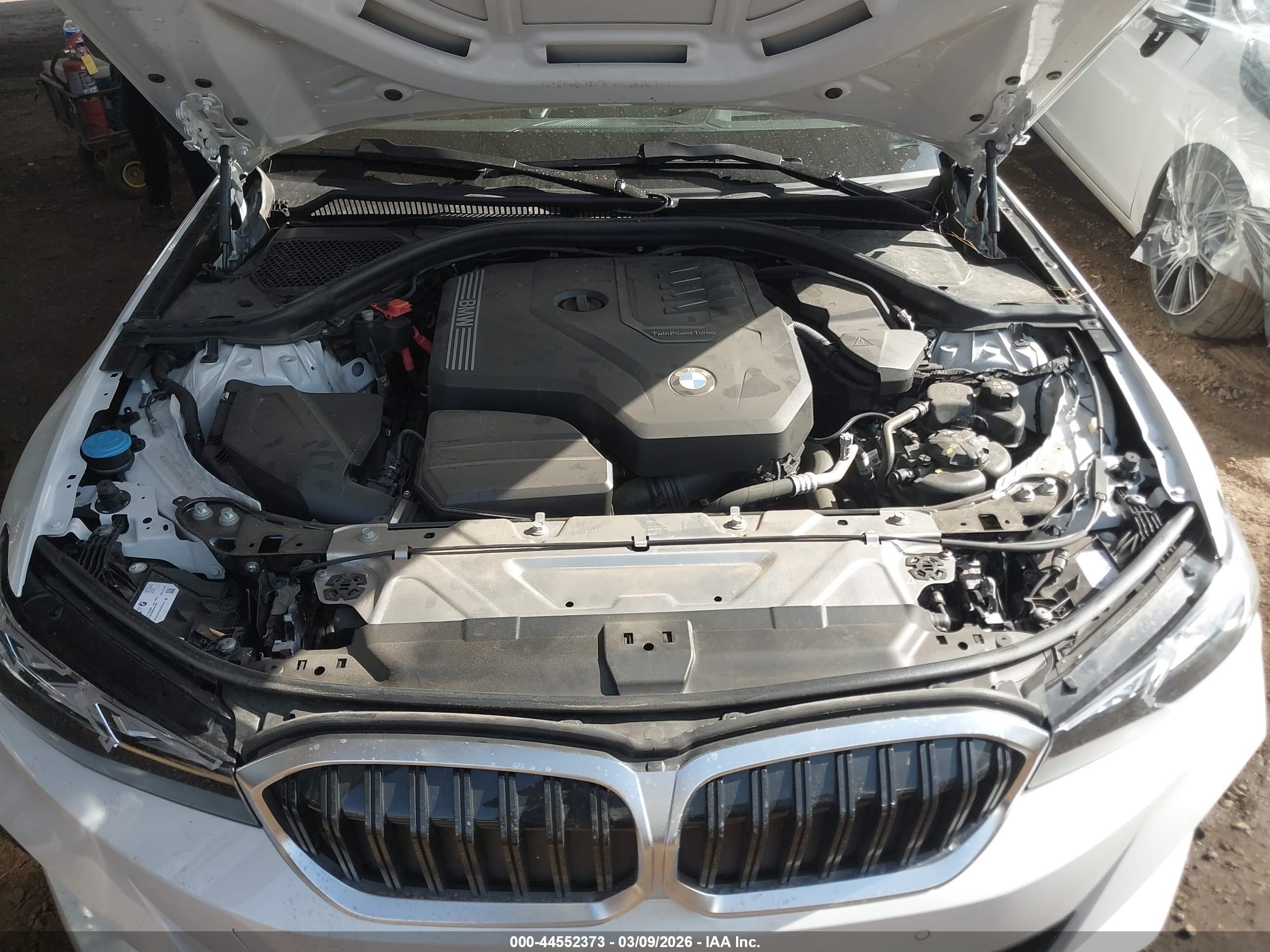 BMW 330I image 10