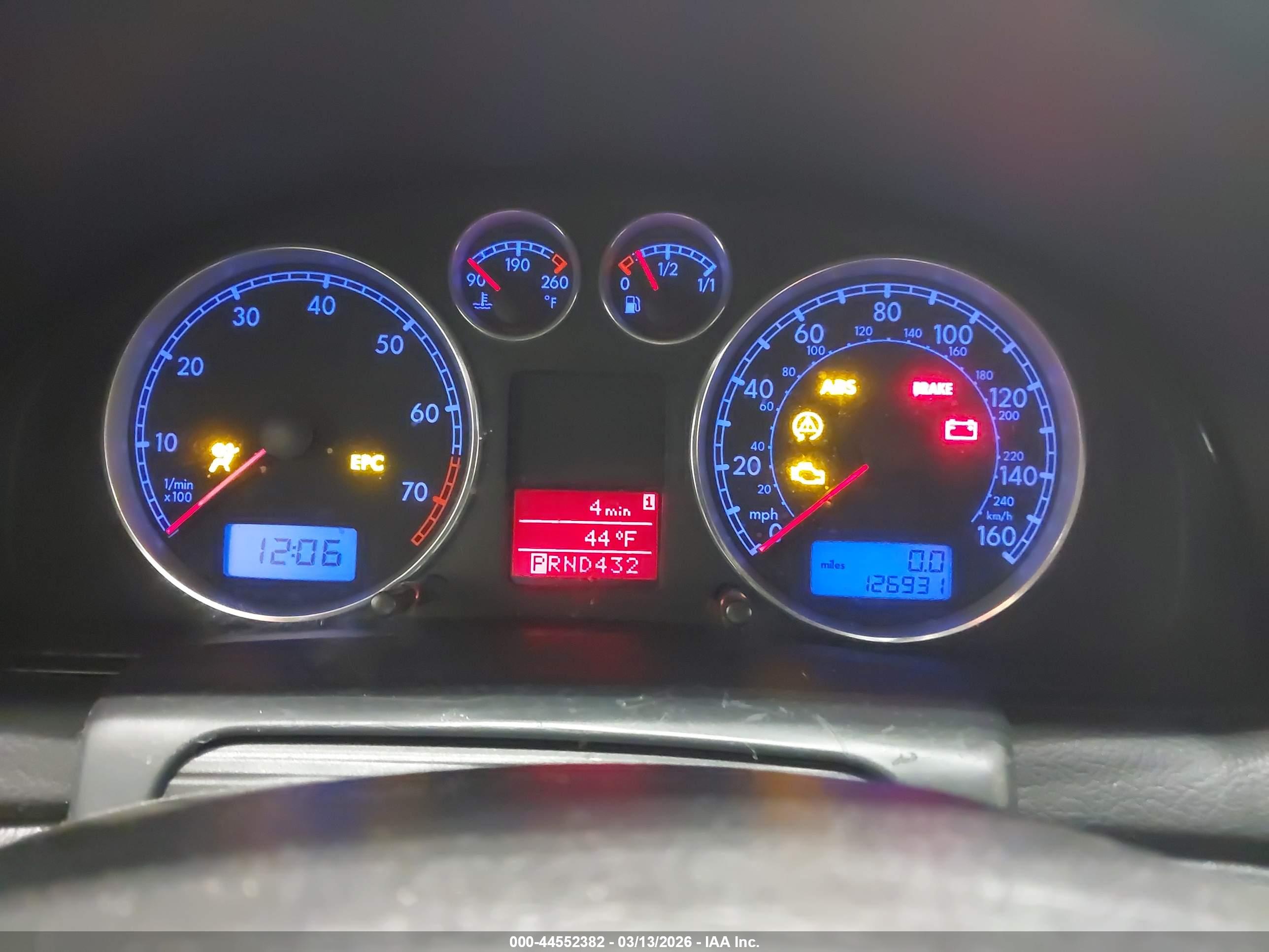 VOLKSWAGEN PASSAT image 7