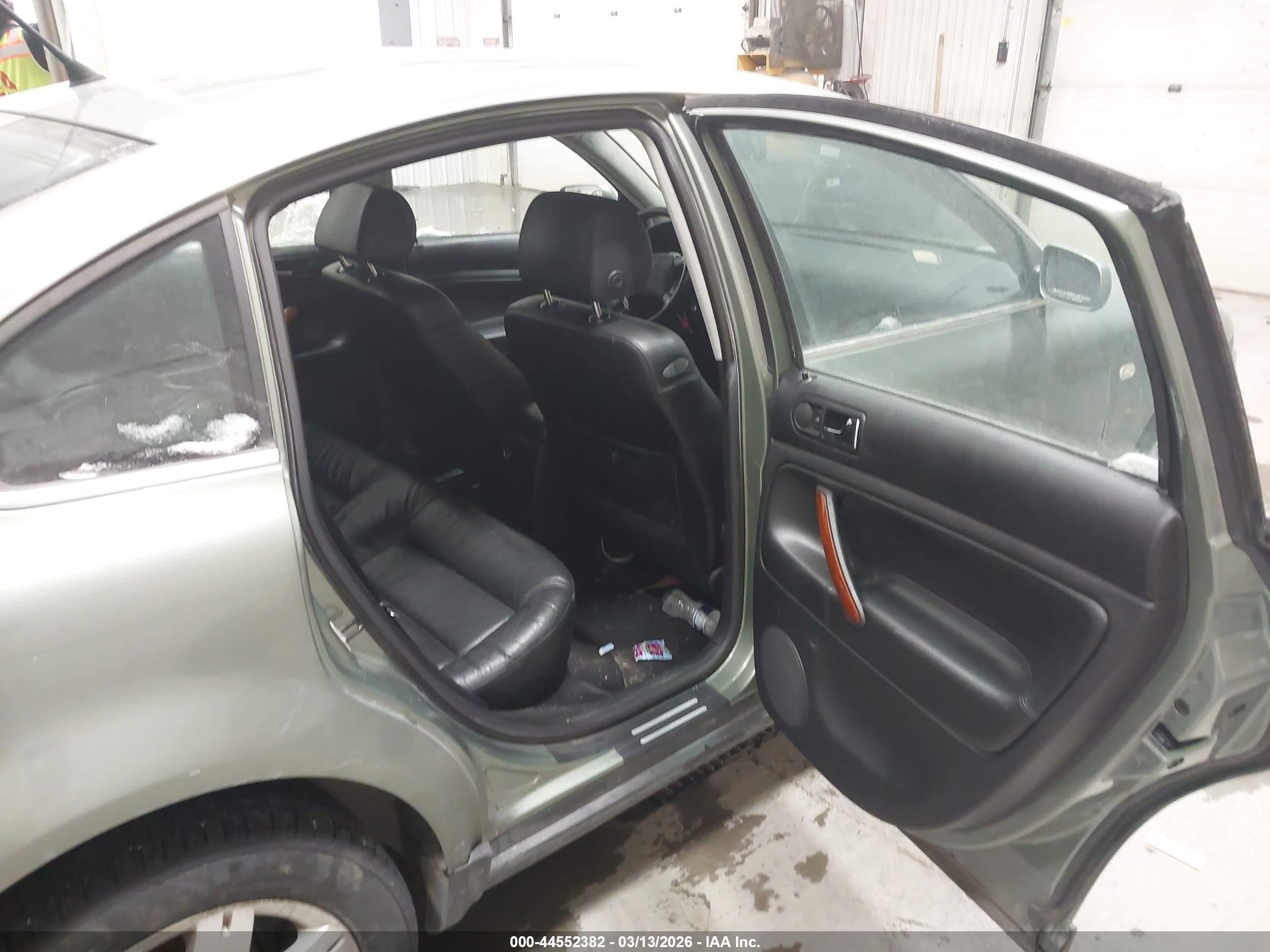 VOLKSWAGEN PASSAT image 8