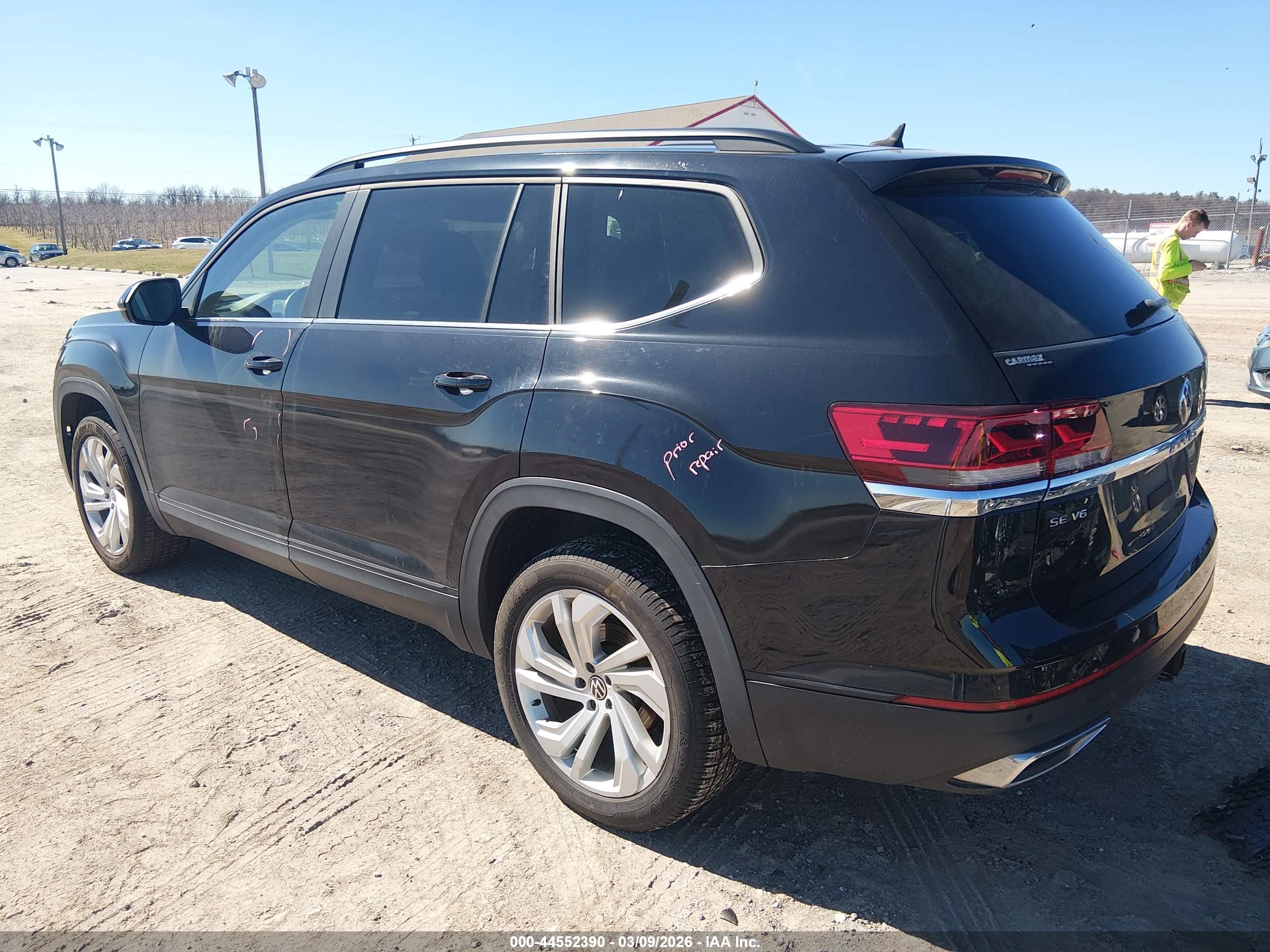 VOLKSWAGEN ATLAS image 3