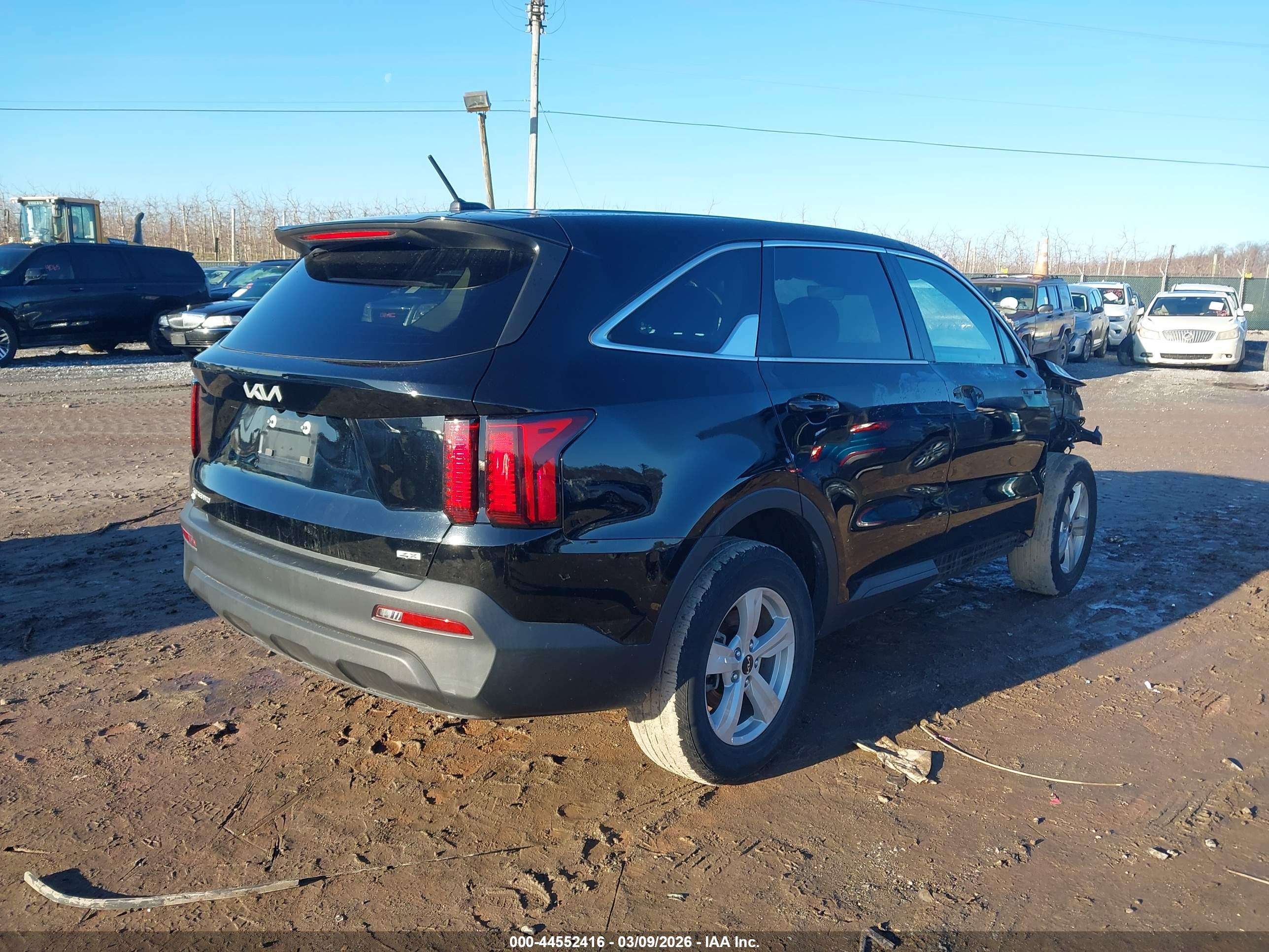 KIA SORENTO image 4