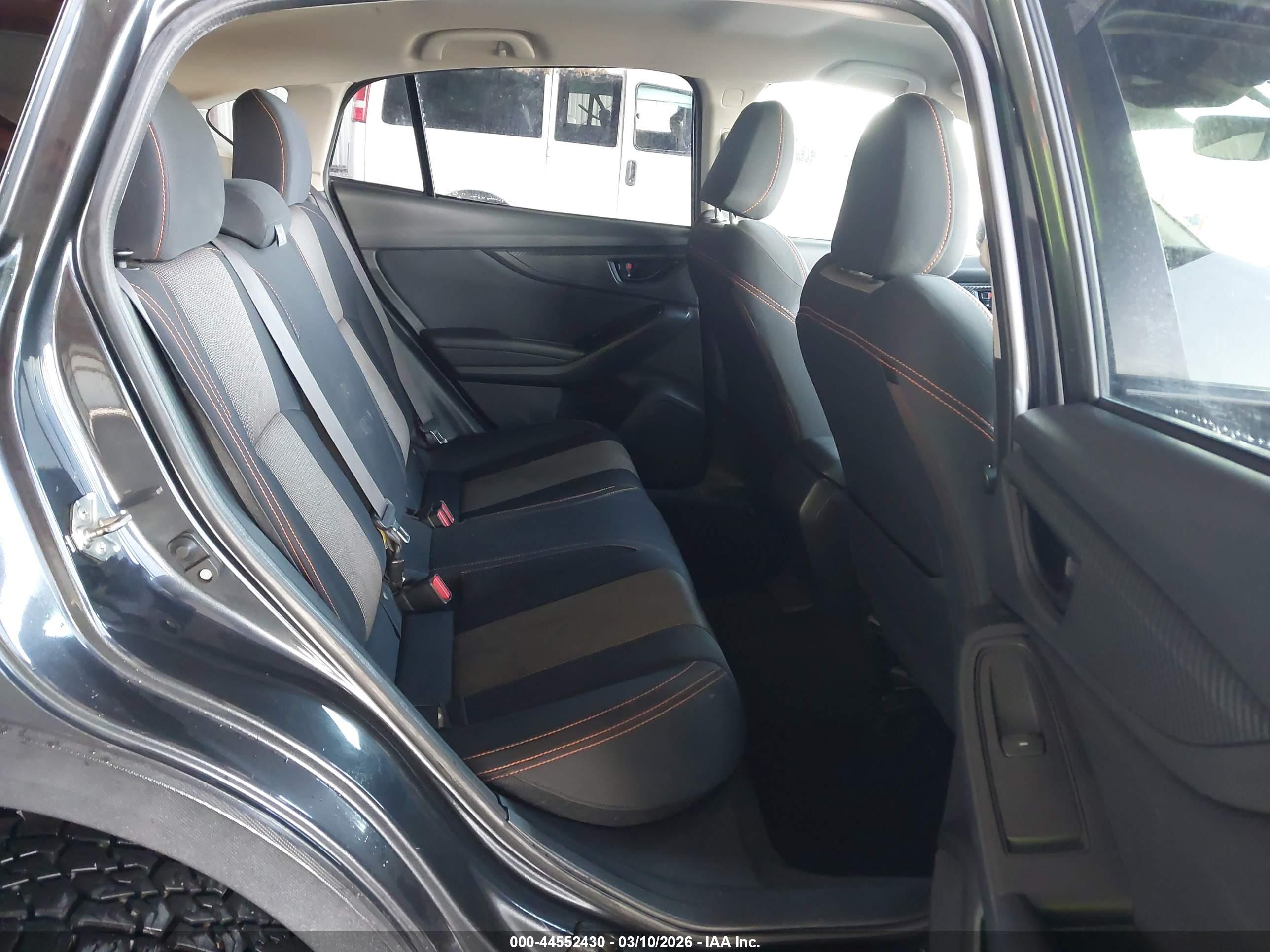 SUBARU CROSSTREK image 8