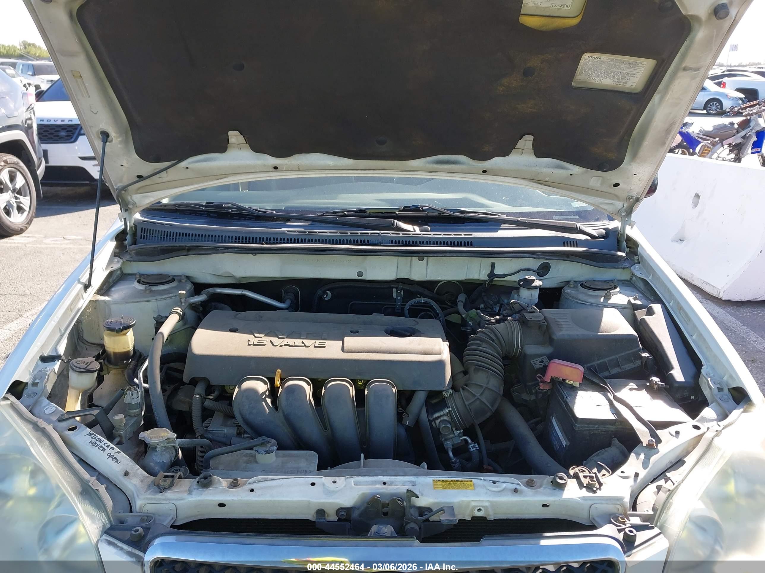 TOYOTA COROLLA image 10