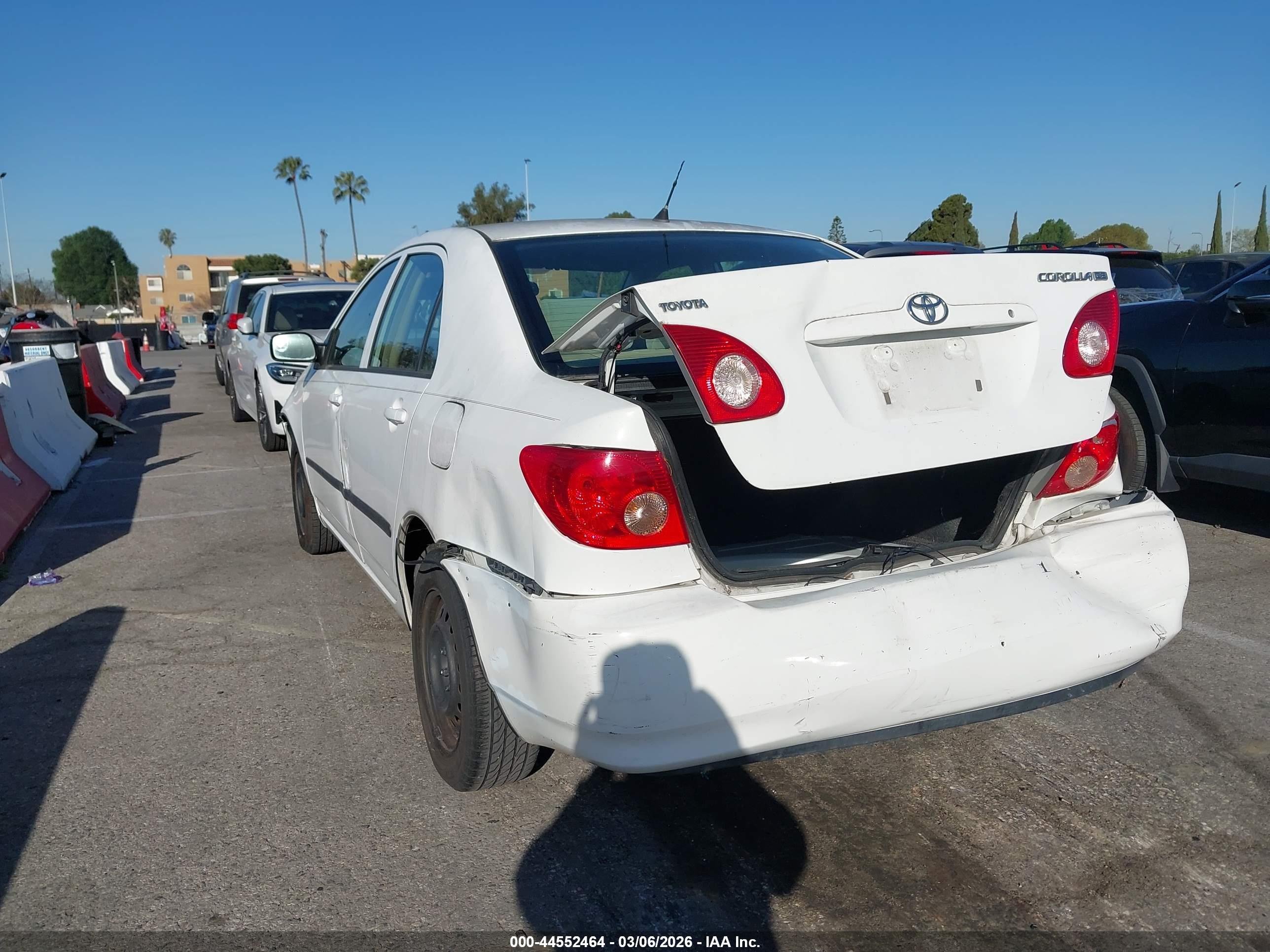 TOYOTA COROLLA image 3