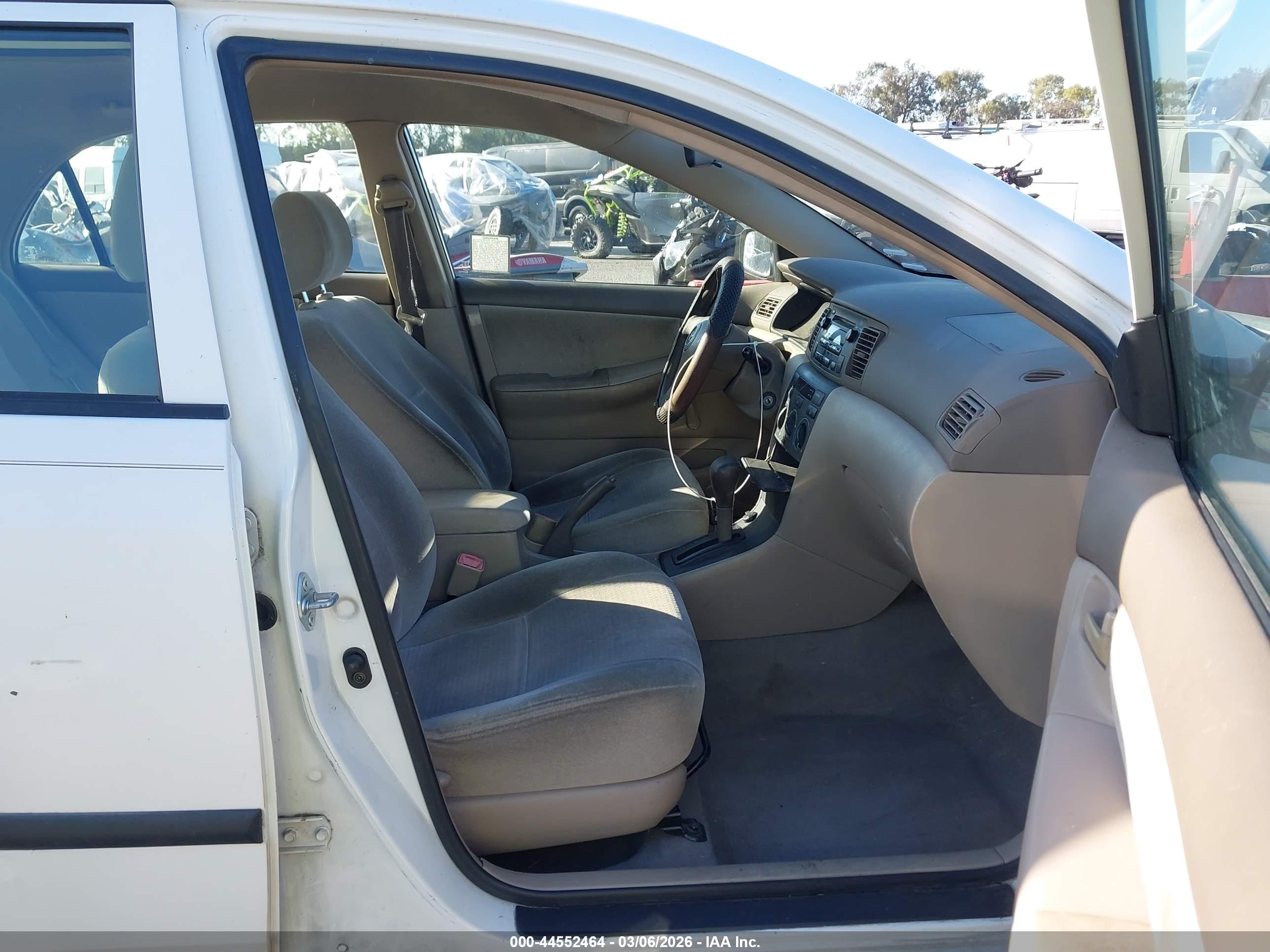 TOYOTA COROLLA image 5