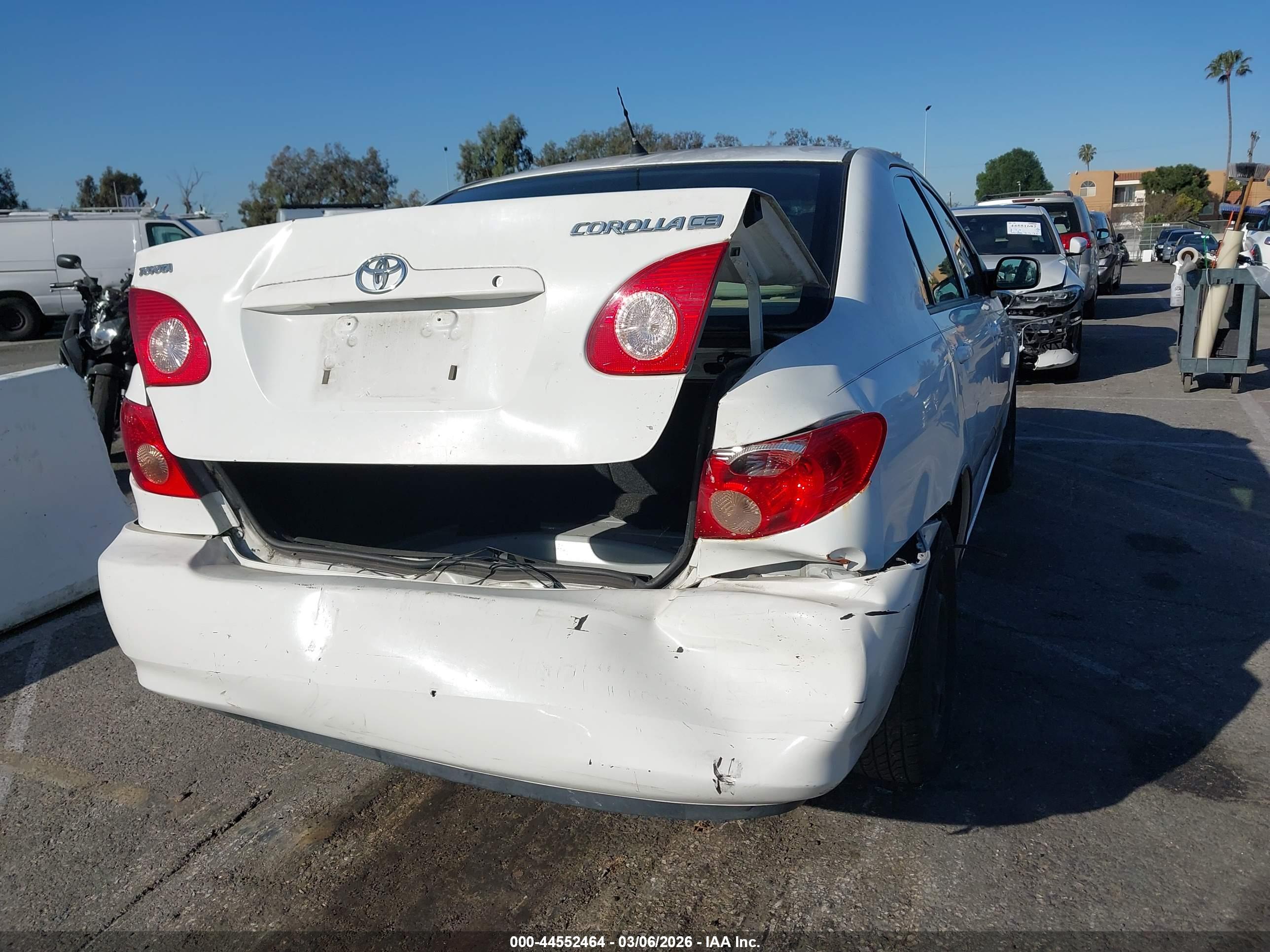 TOYOTA COROLLA image 6