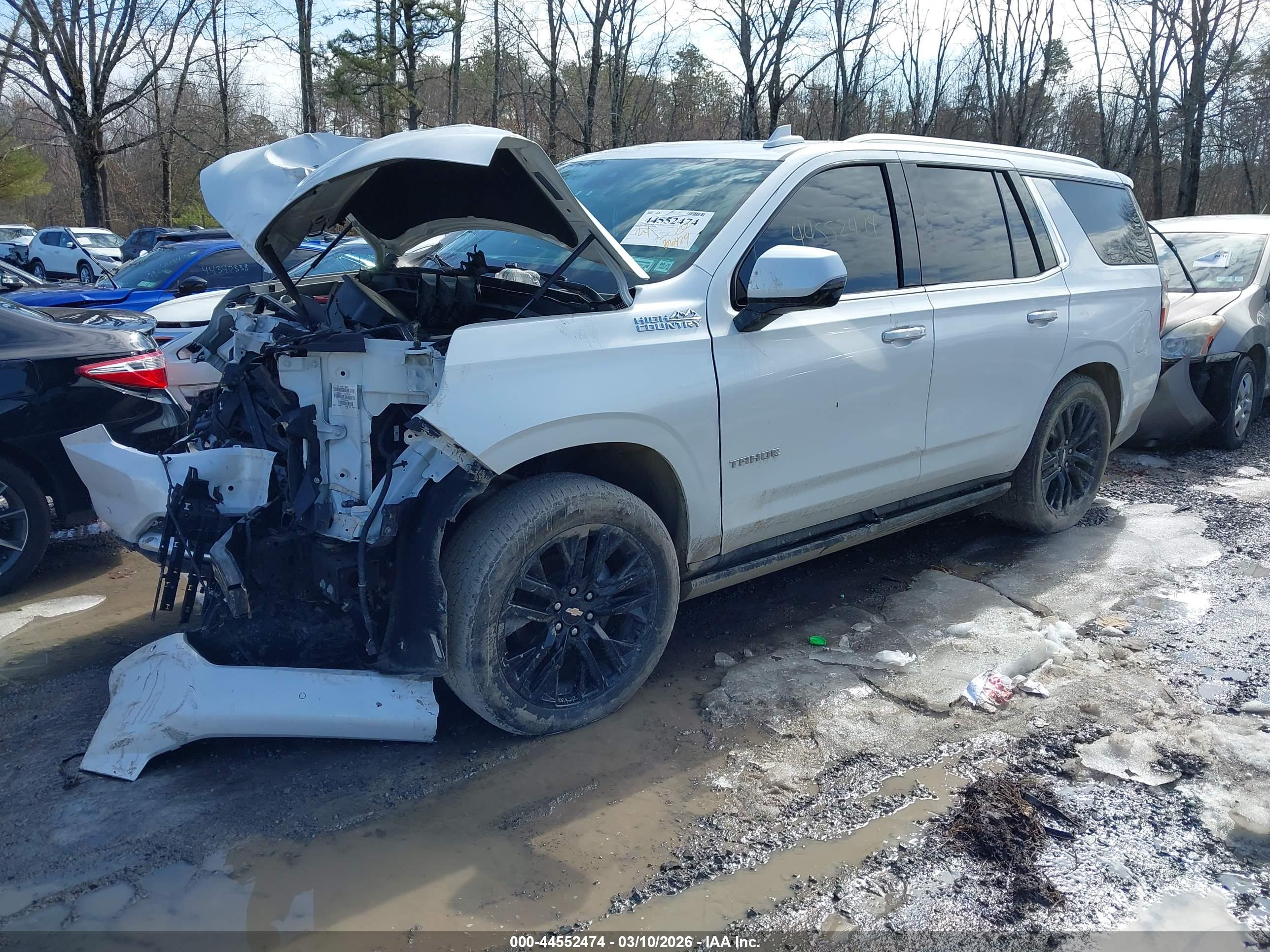 CHEVROLET TAHOE image 2