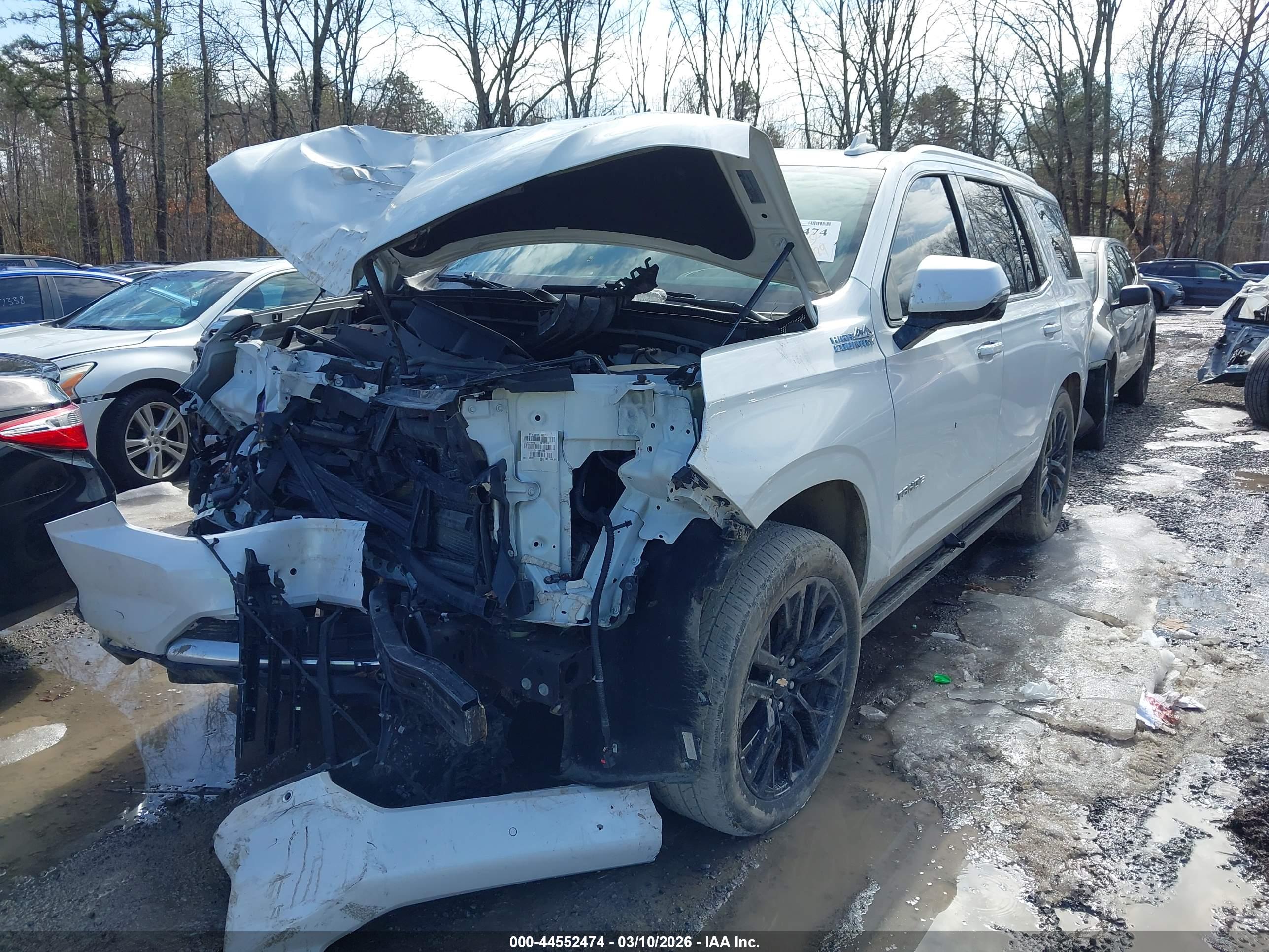 CHEVROLET TAHOE image 6