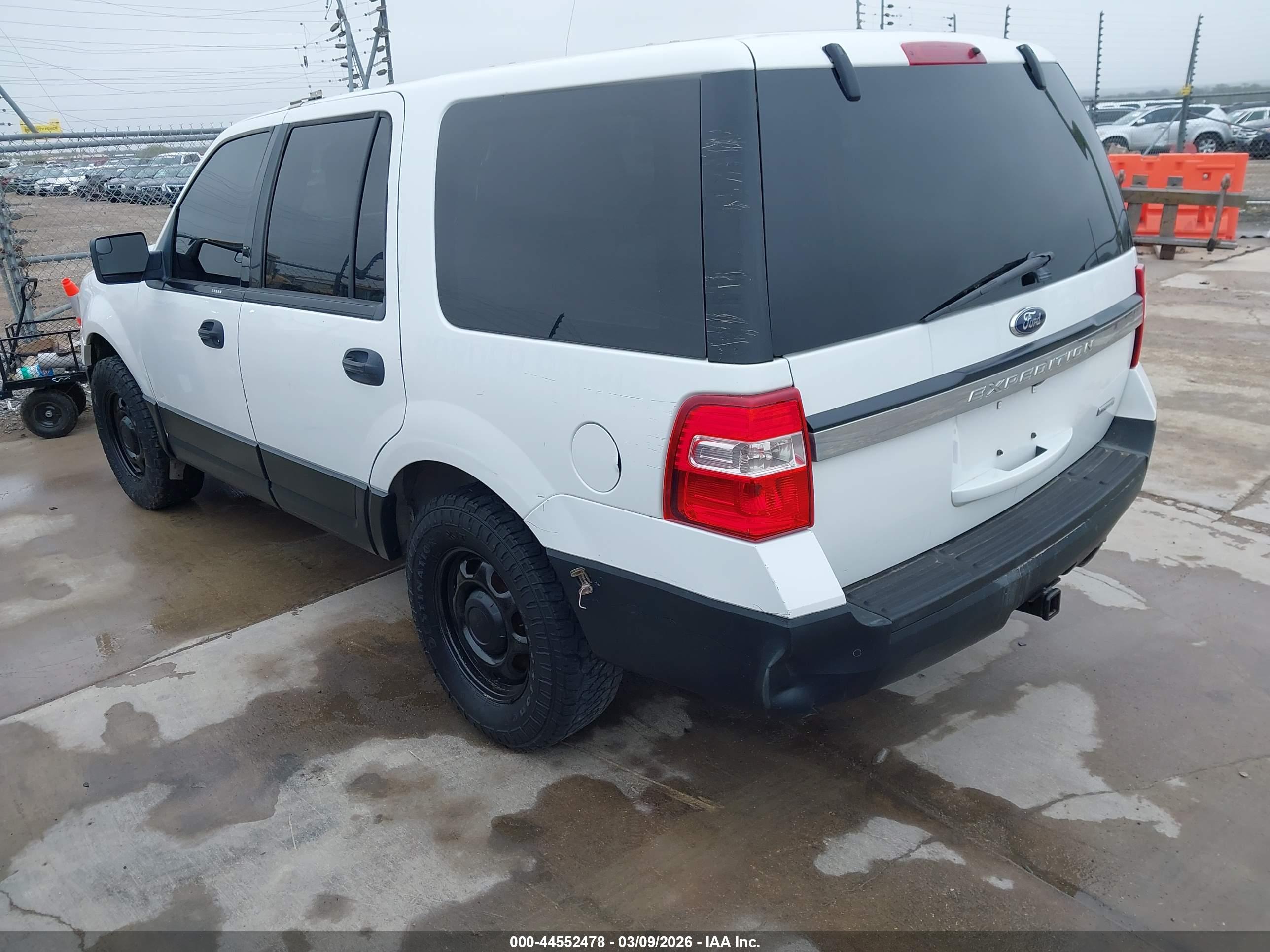 FORD EXPEDITION image 3