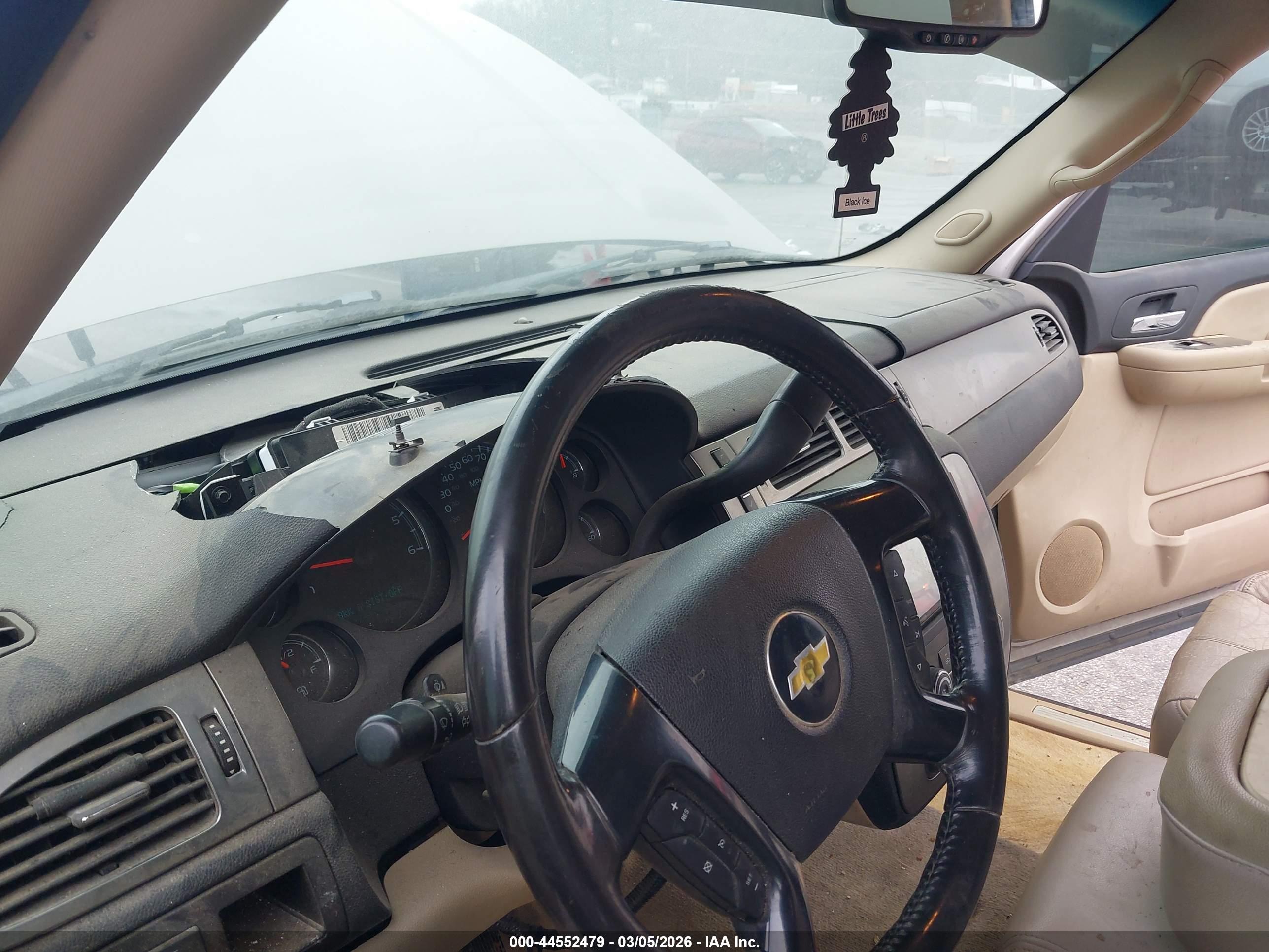 CHEVROLET AVALANCHE image 6