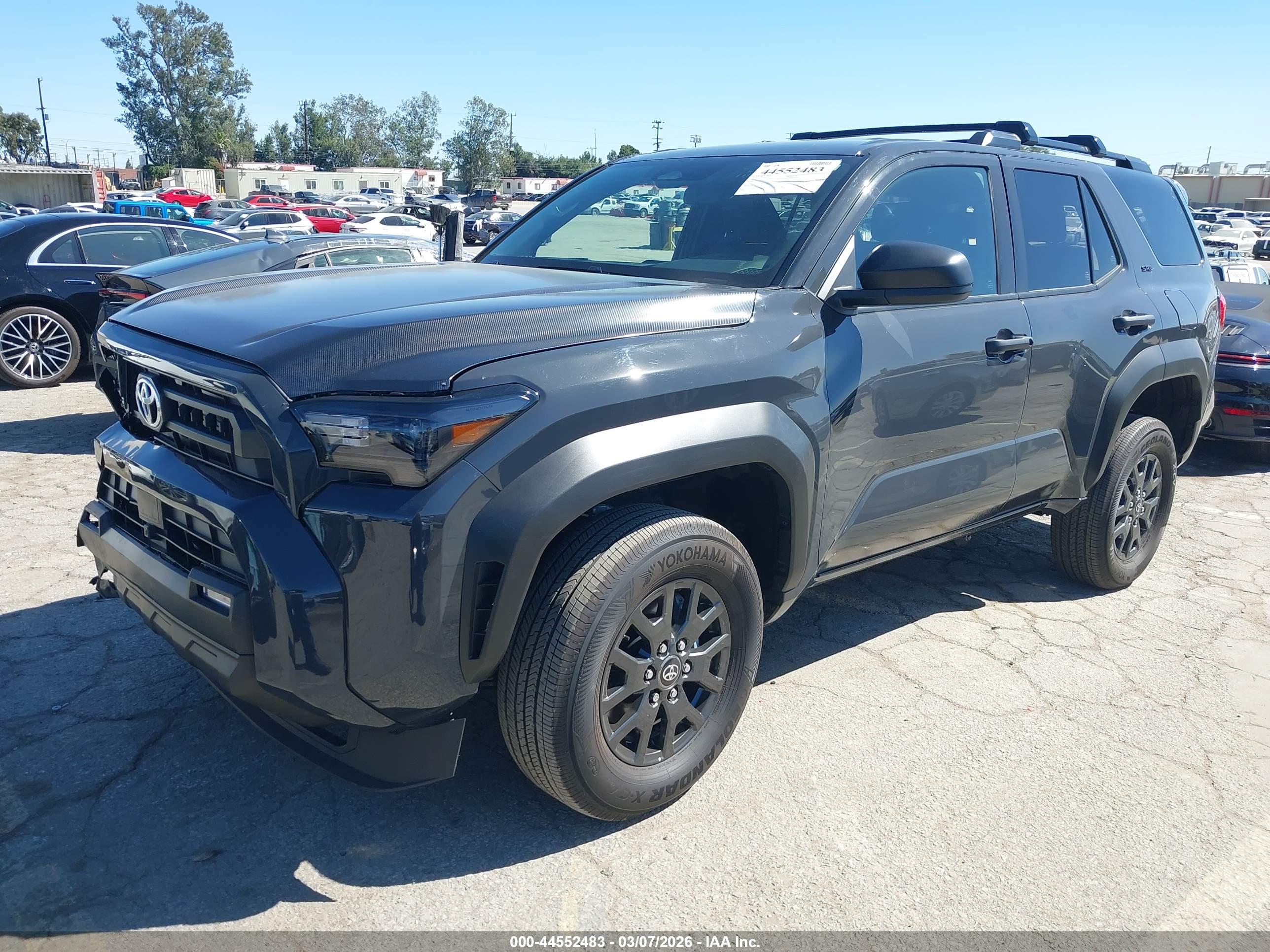TOYOTA 4RUNNER image 2