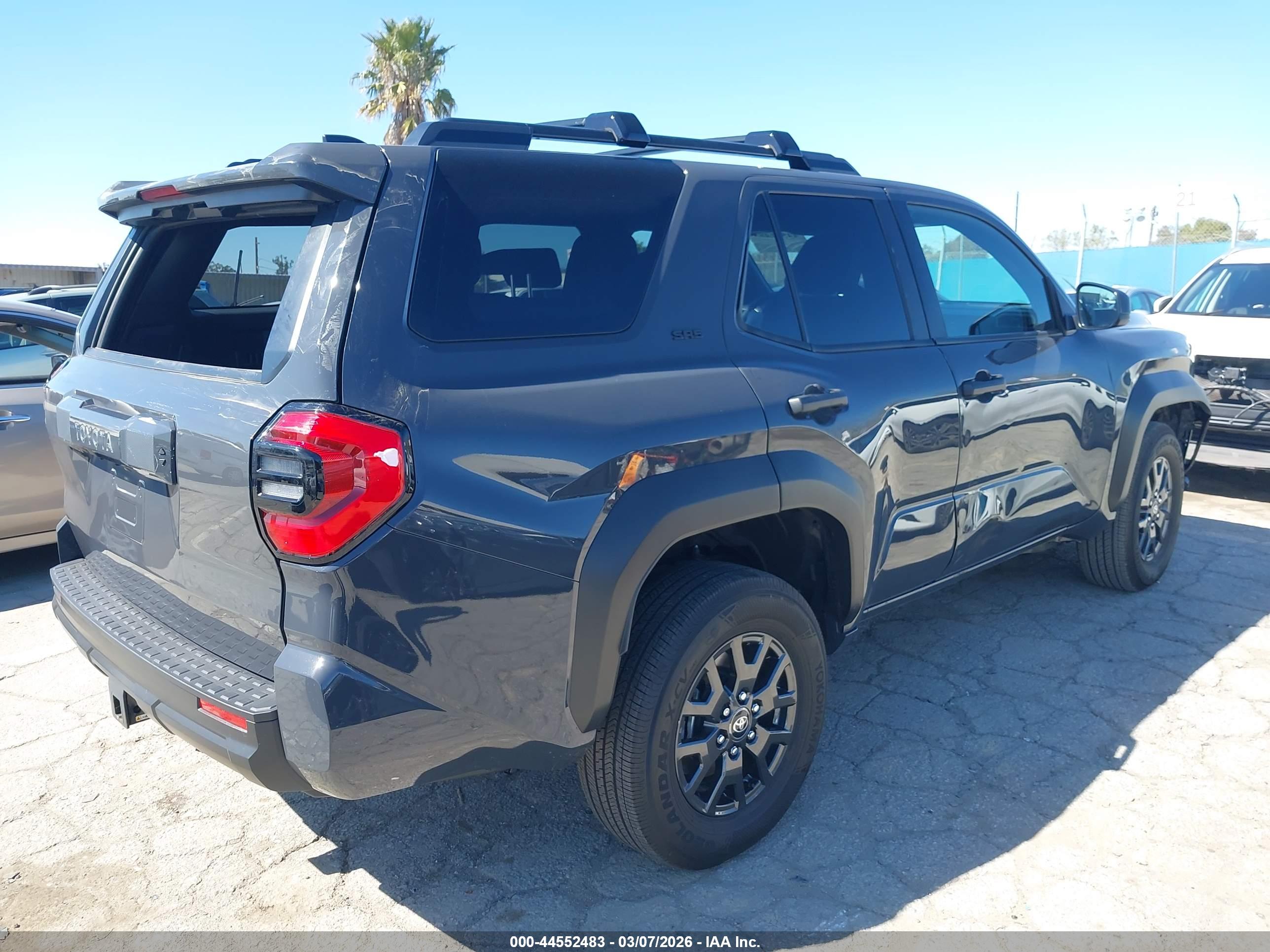 TOYOTA 4RUNNER image 4