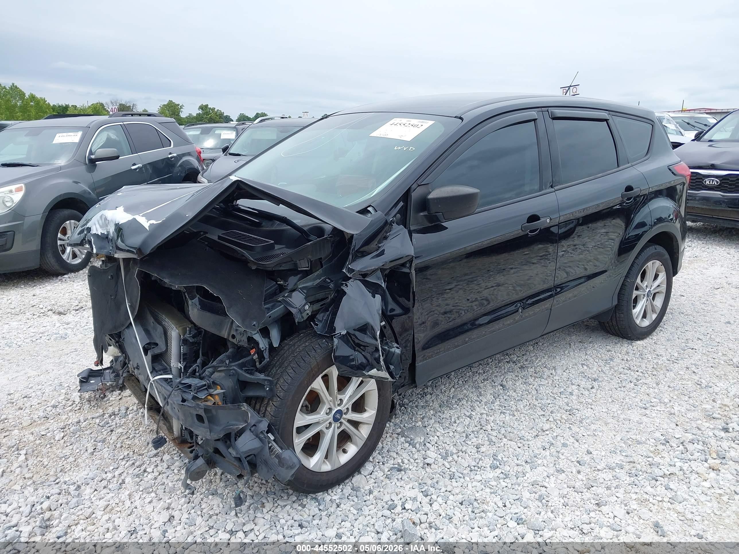 FORD ESCAPE image 2