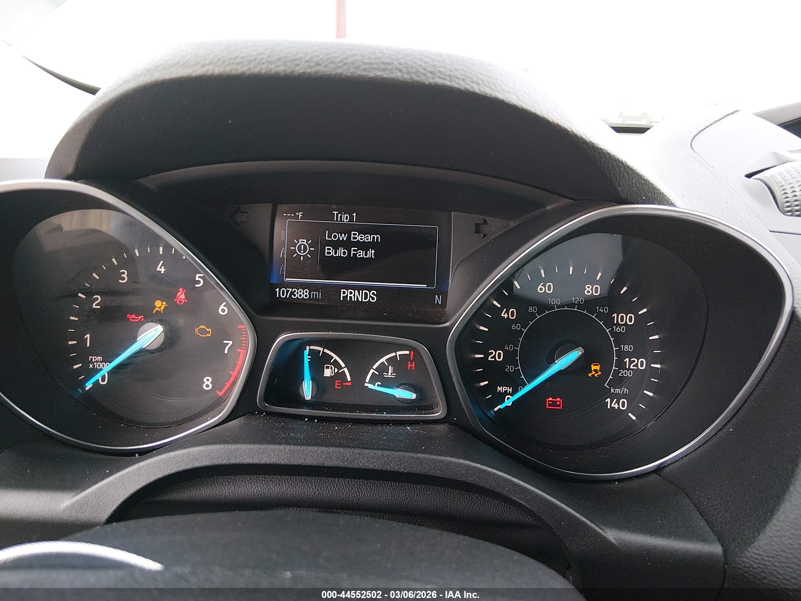 FORD ESCAPE image 7