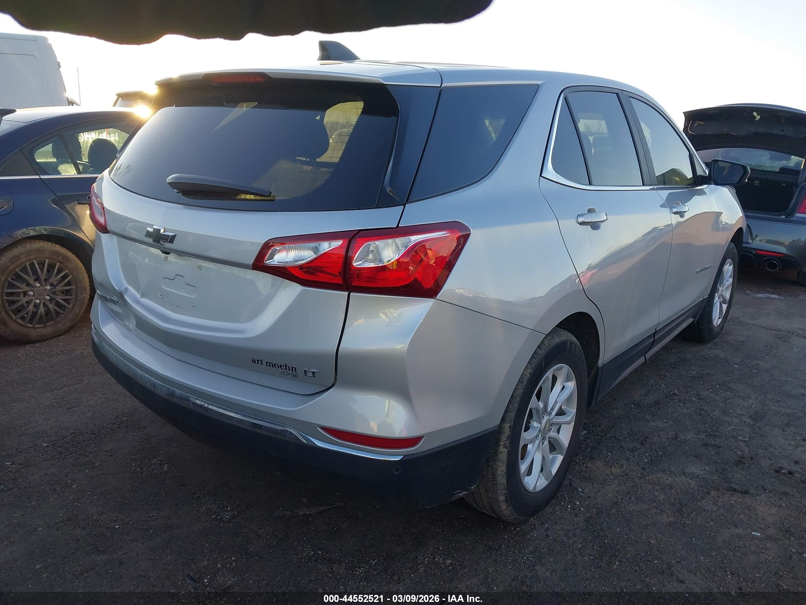 CHEVROLET EQUINOX image 4
