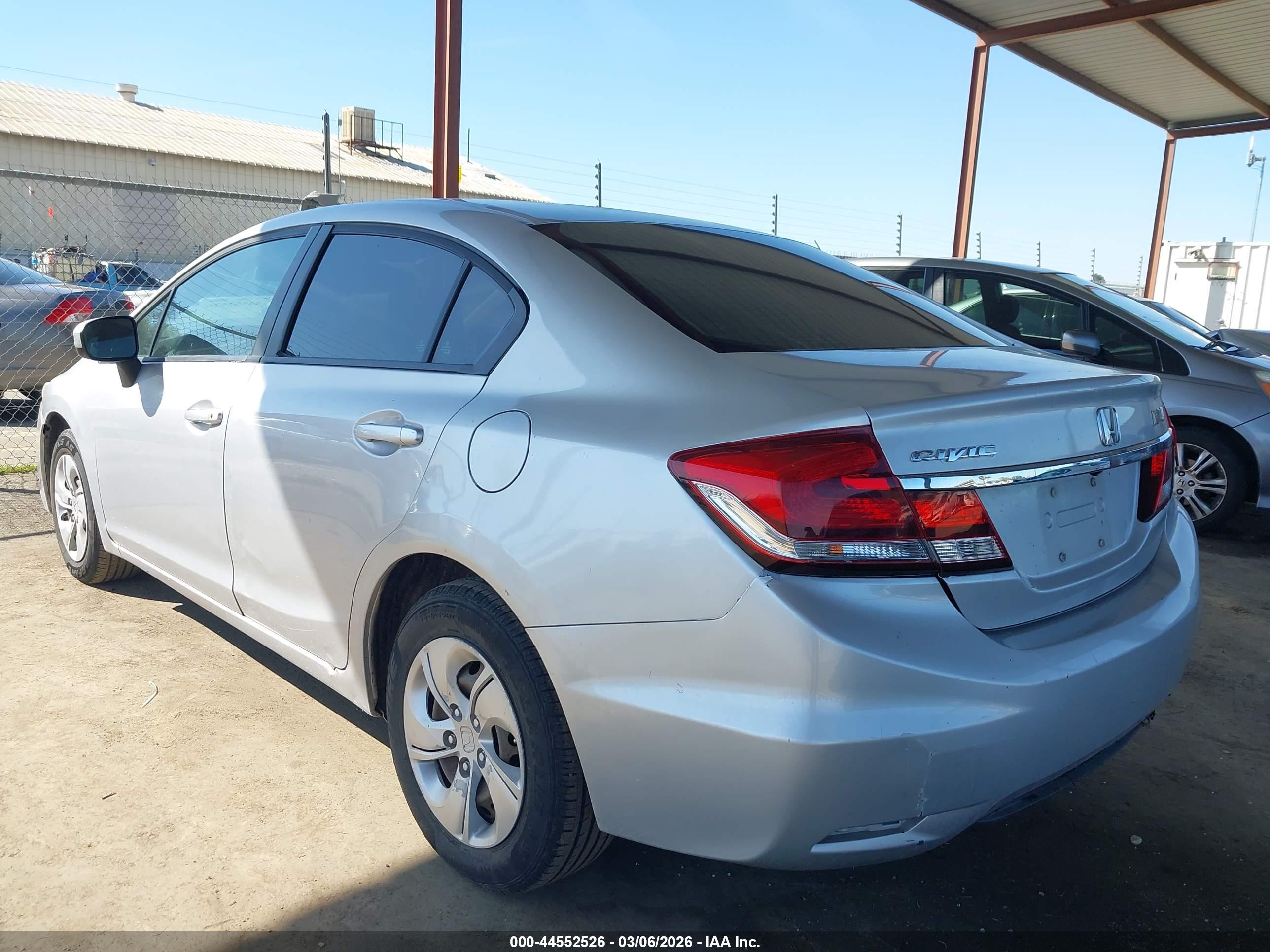 HONDA CIVIC image 3