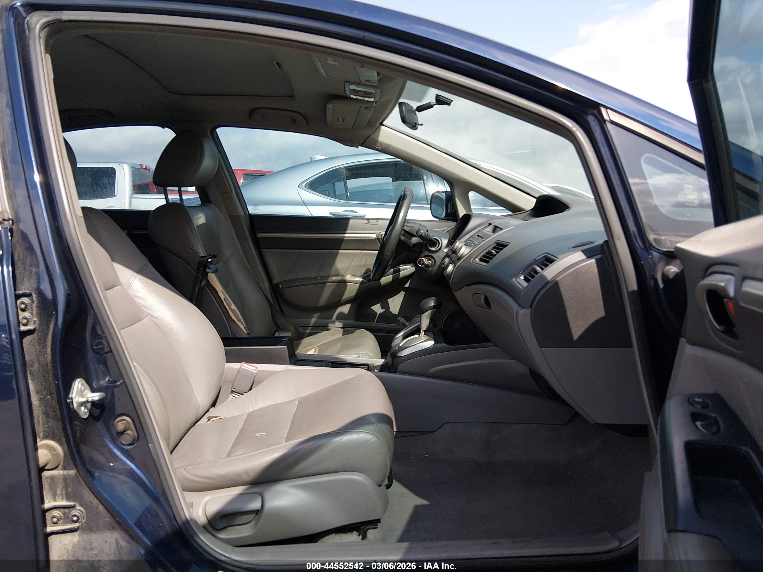 HONDA CIVIC image 5