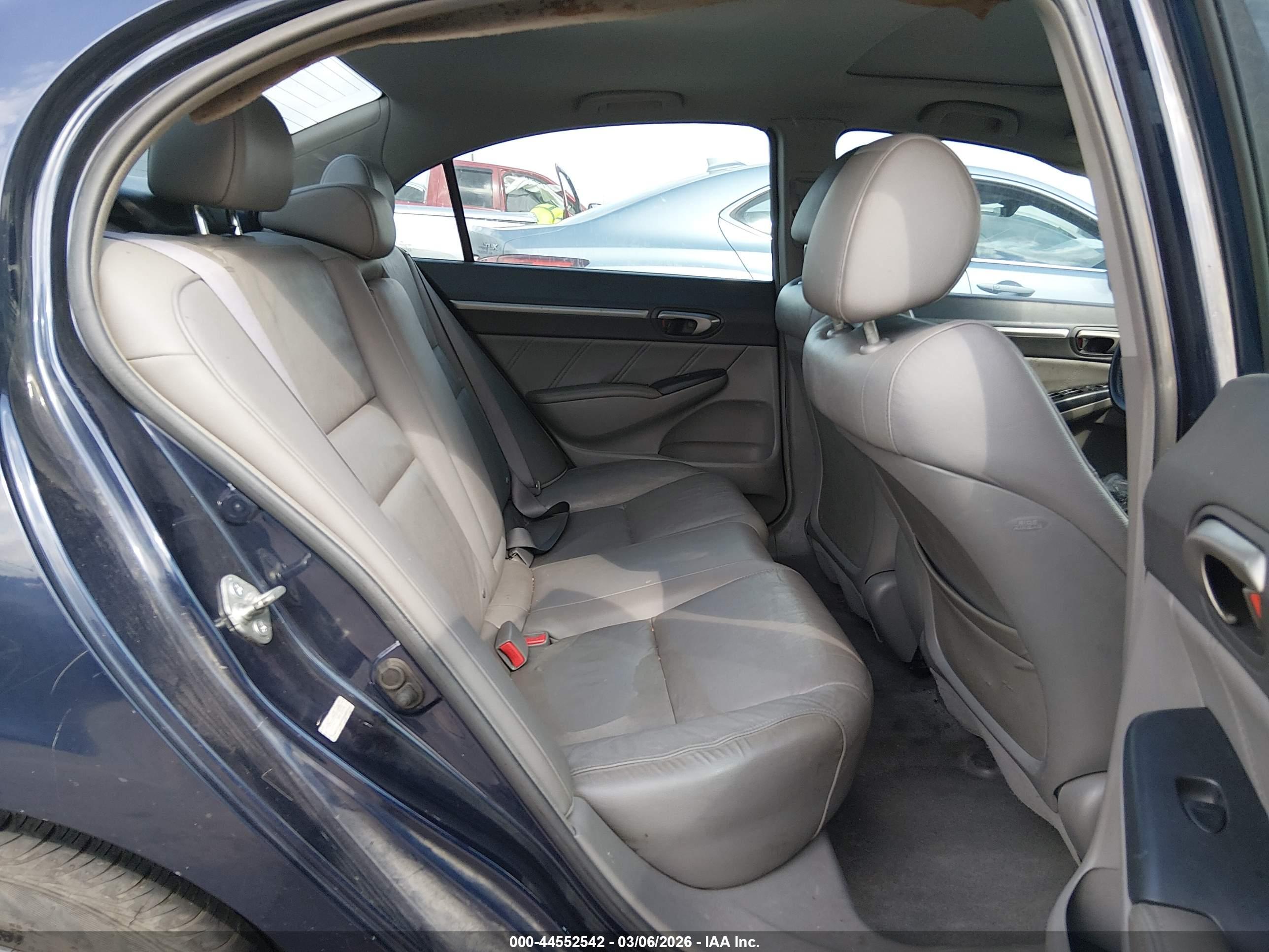 HONDA CIVIC image 8