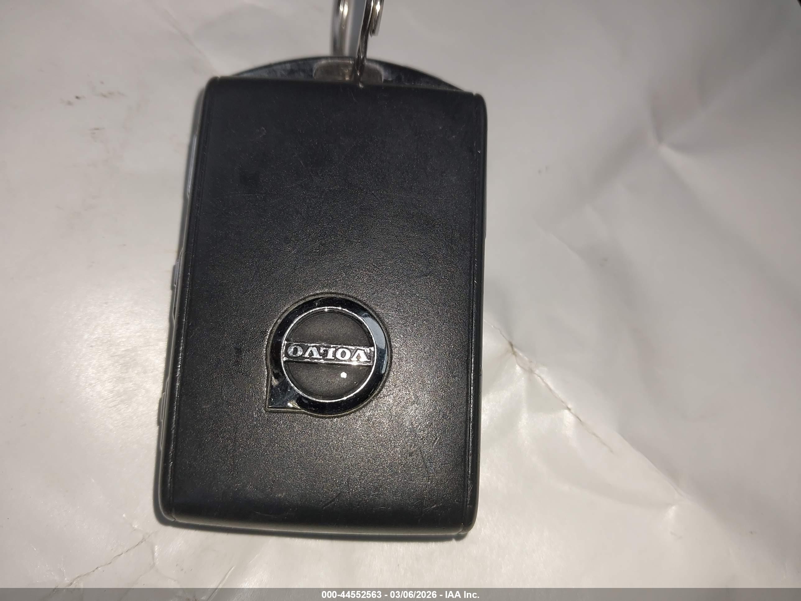 VOLVO XC90 image 11