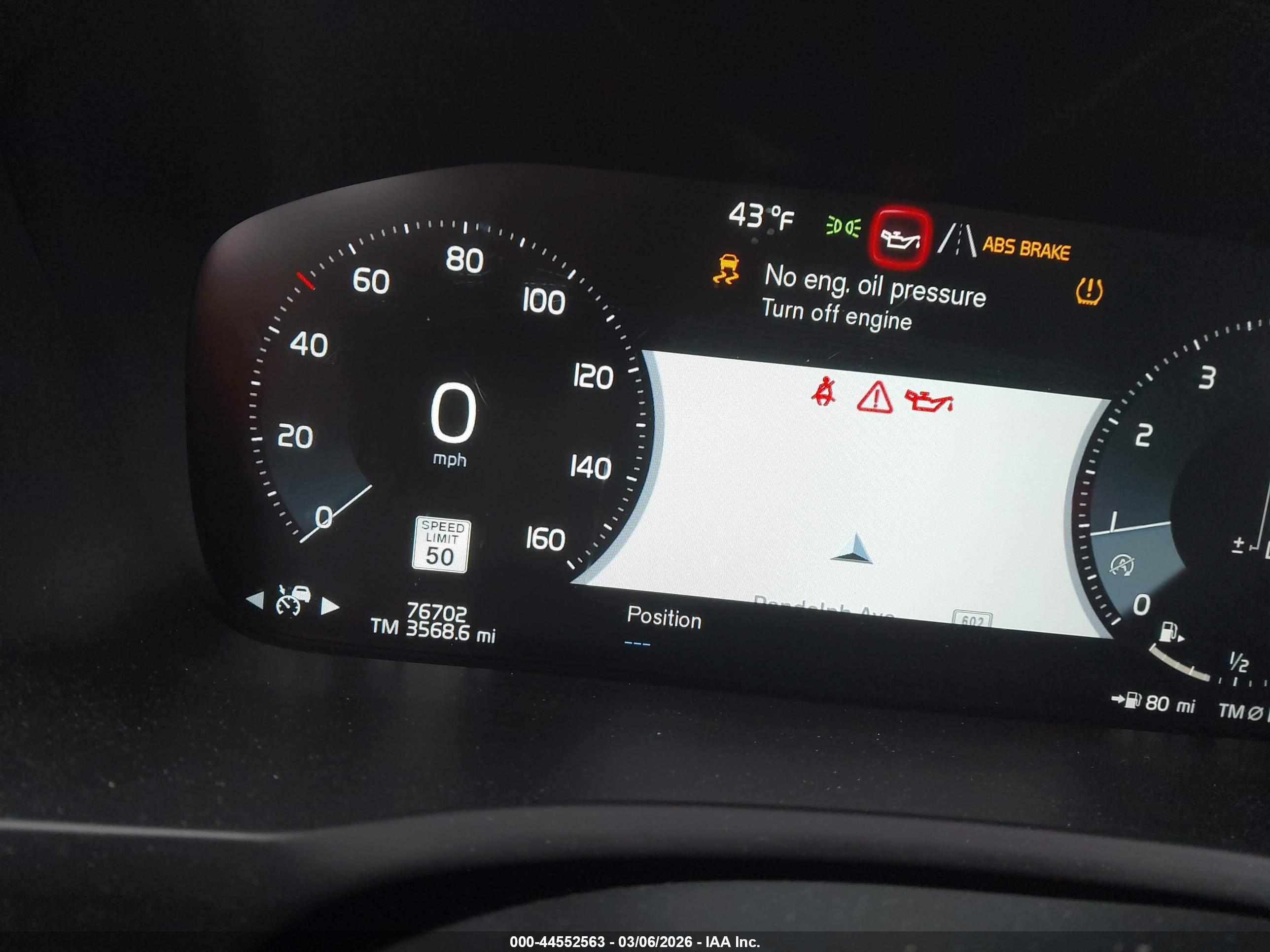 VOLVO XC90 image 7
