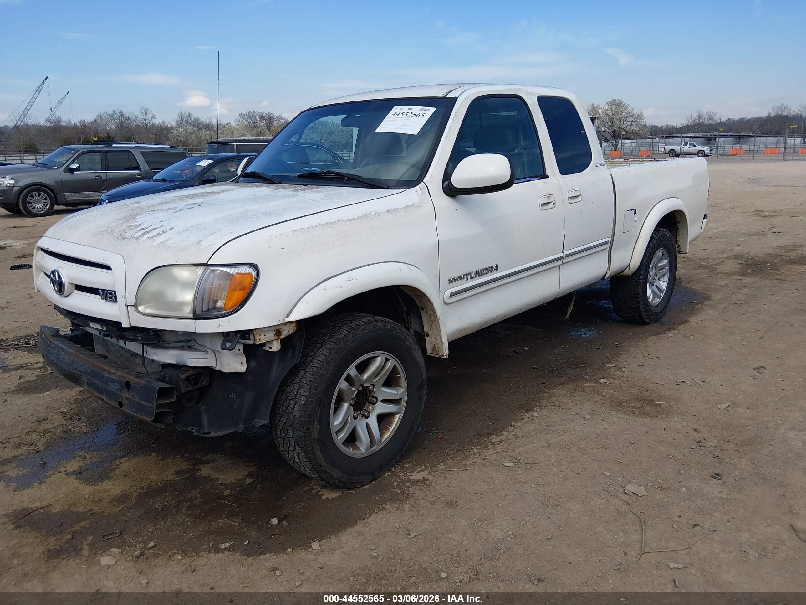 TOYOTA TUNDRA image 2
