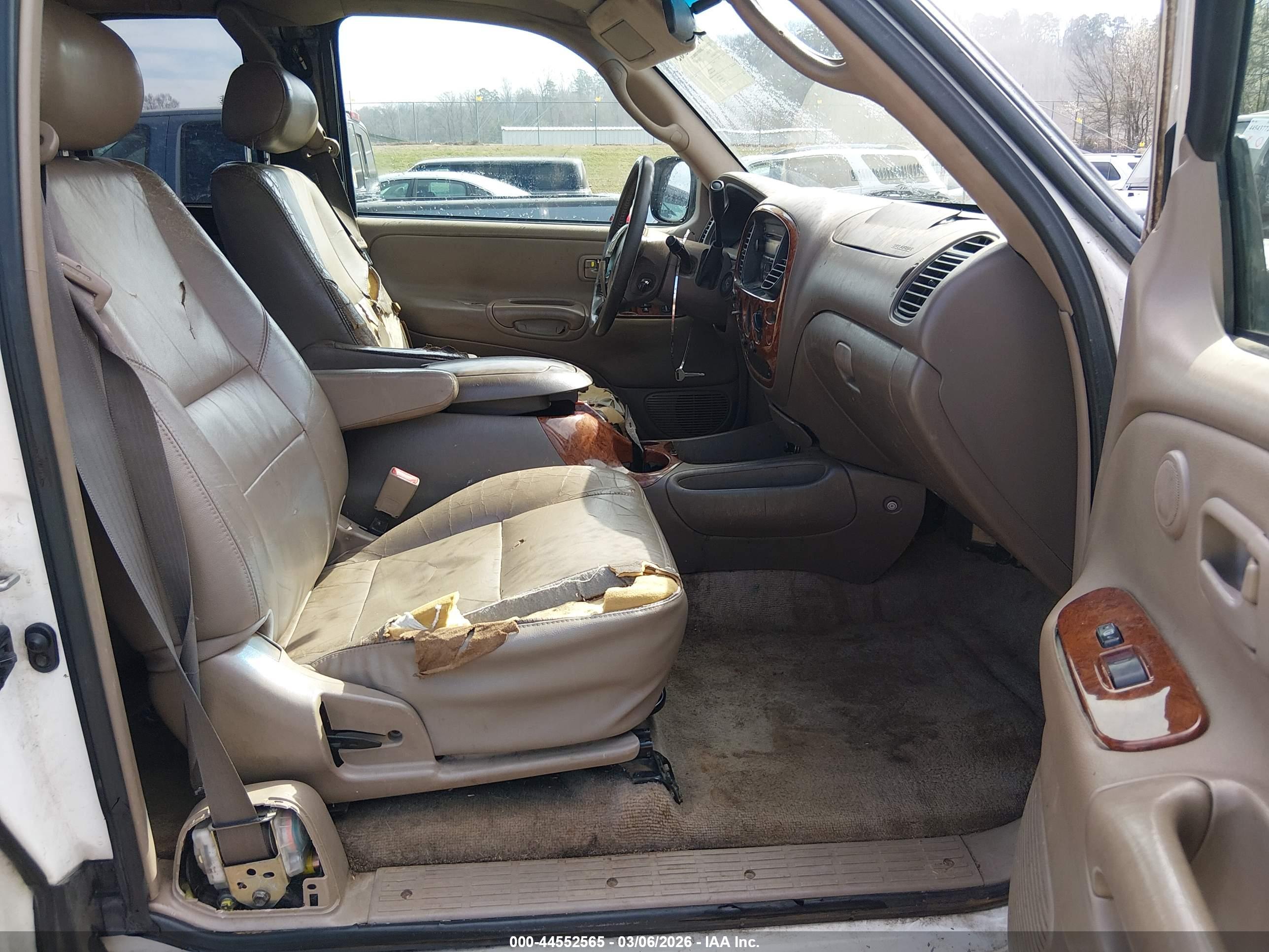 TOYOTA TUNDRA image 5