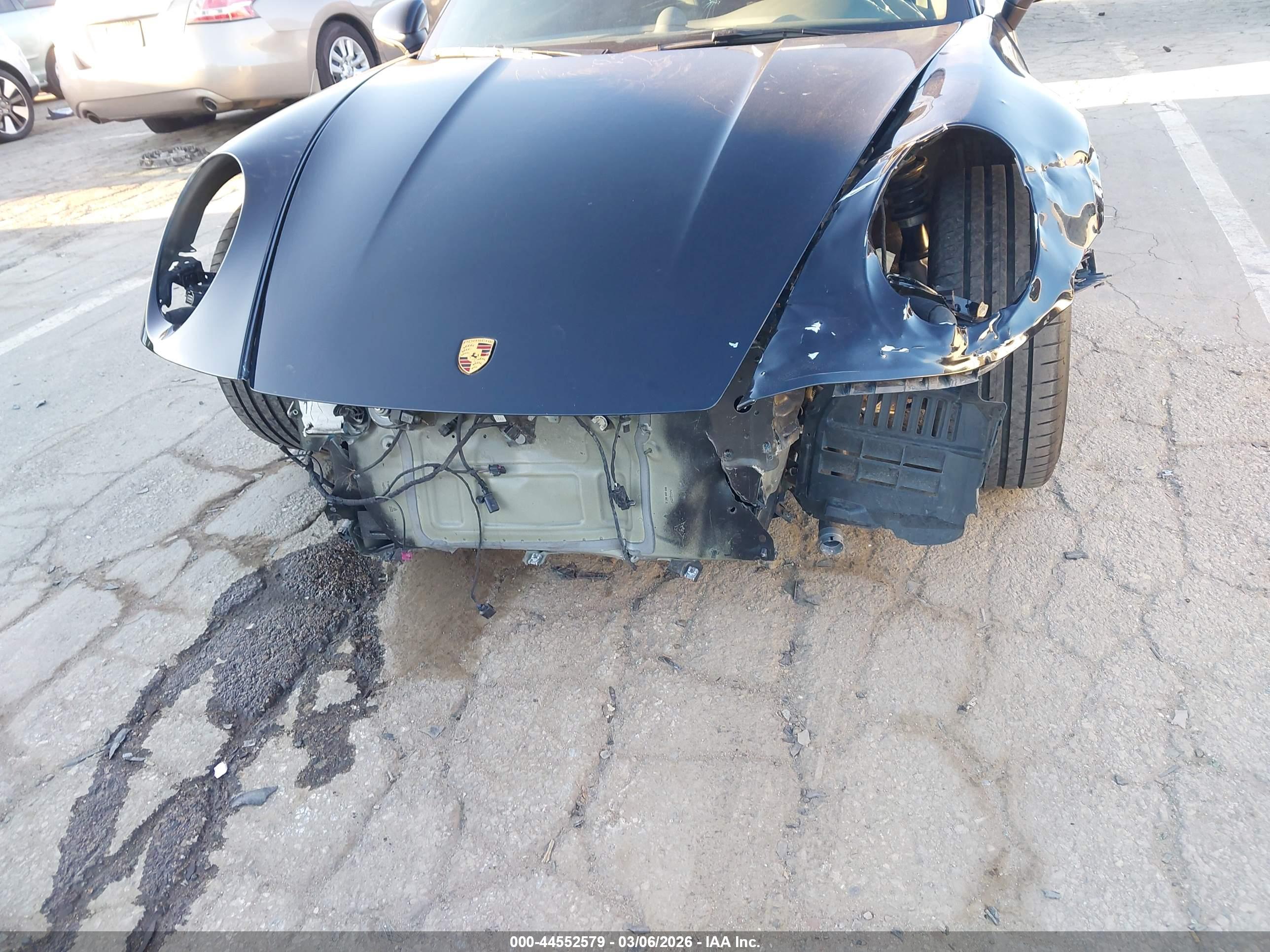 PORSCHE 911 image 6