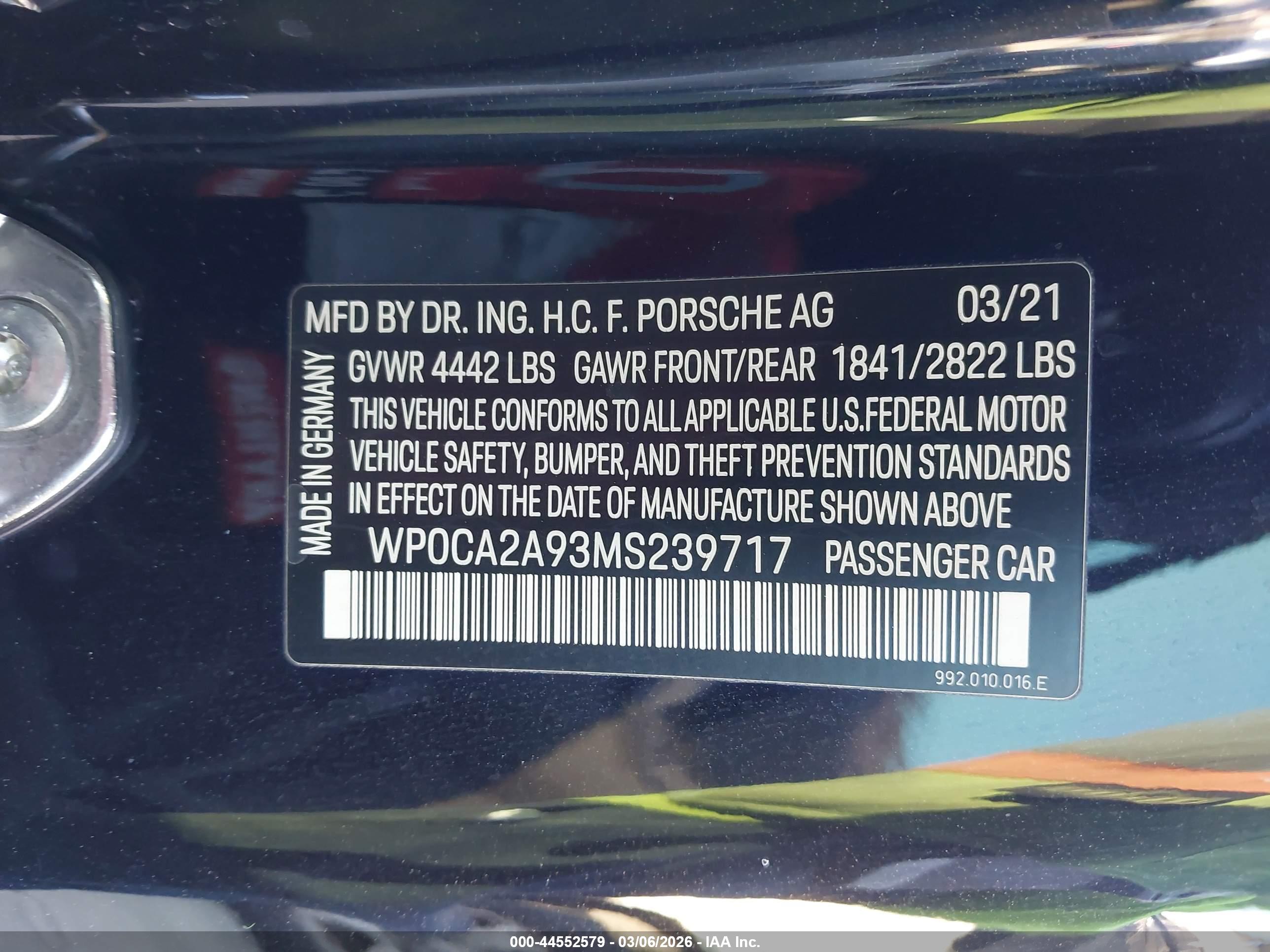PORSCHE 911 image 9